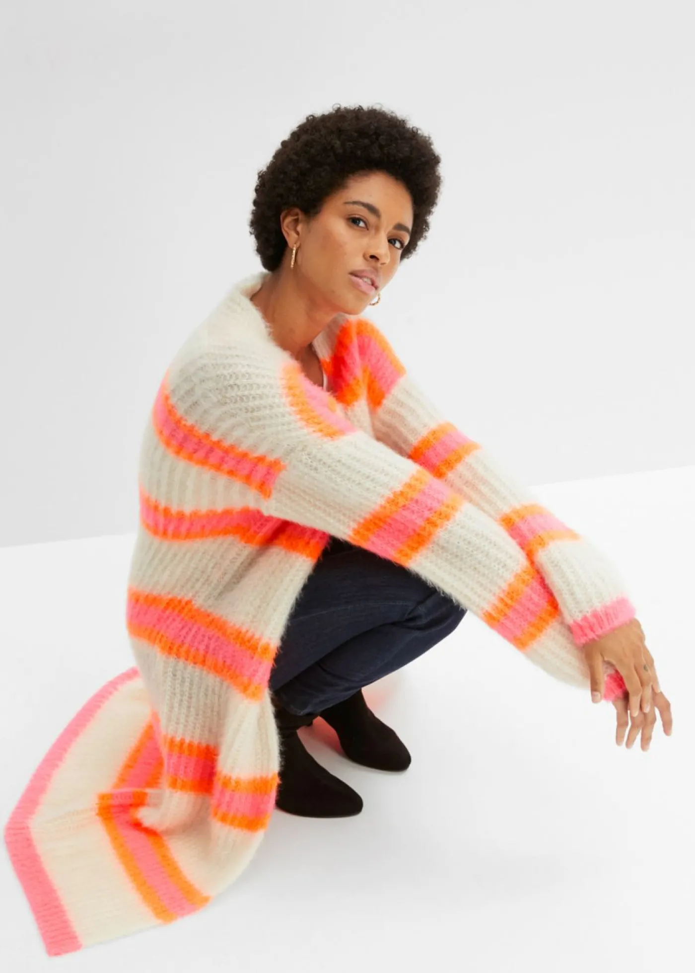 bonprix bonprix Abrigo de punto oversize blanco empolvado/rosa caliente/naranja fosforito rayas horizontales Best