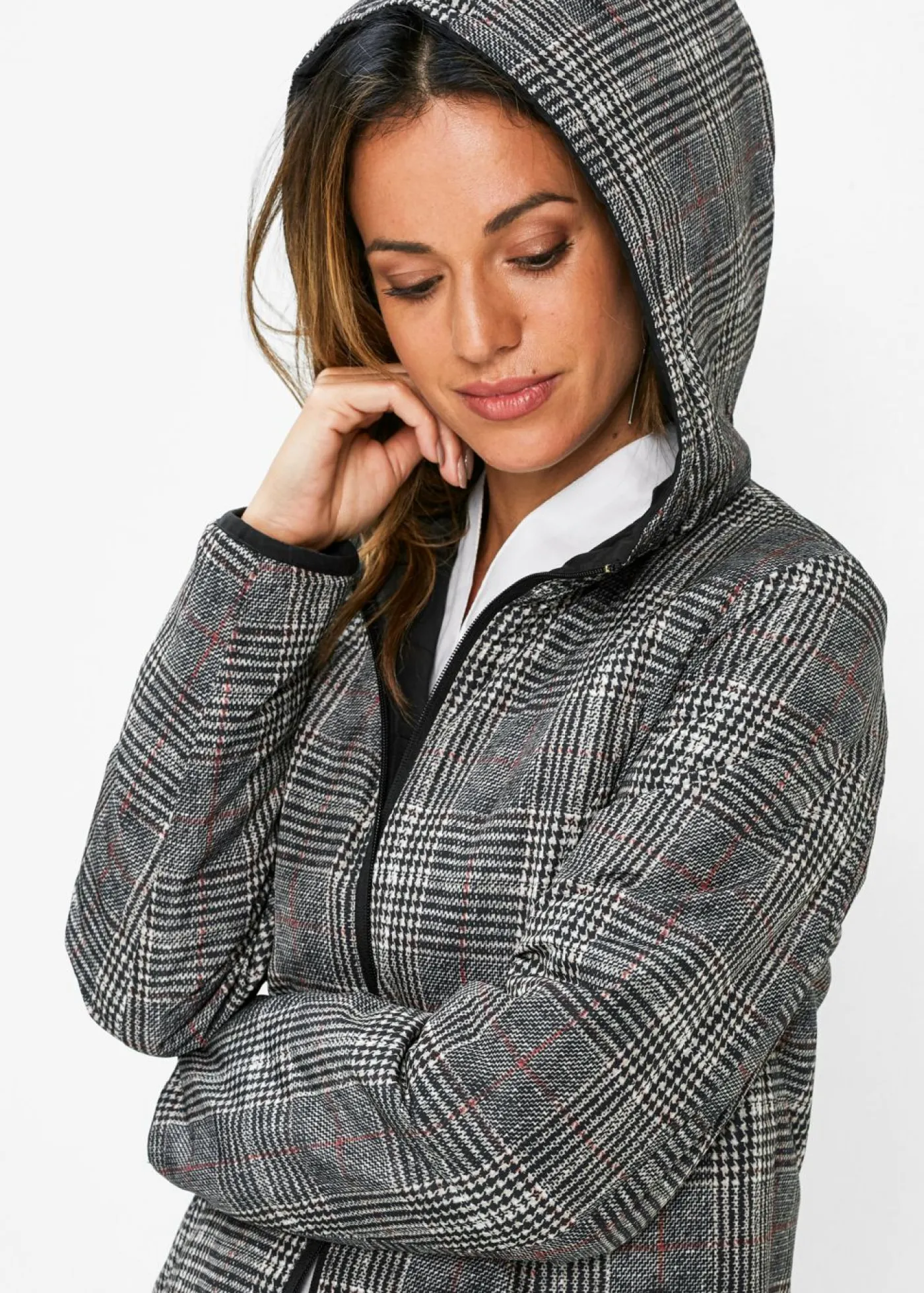 bonprix bonprix Abrigo guateado reversible Negro Clearance