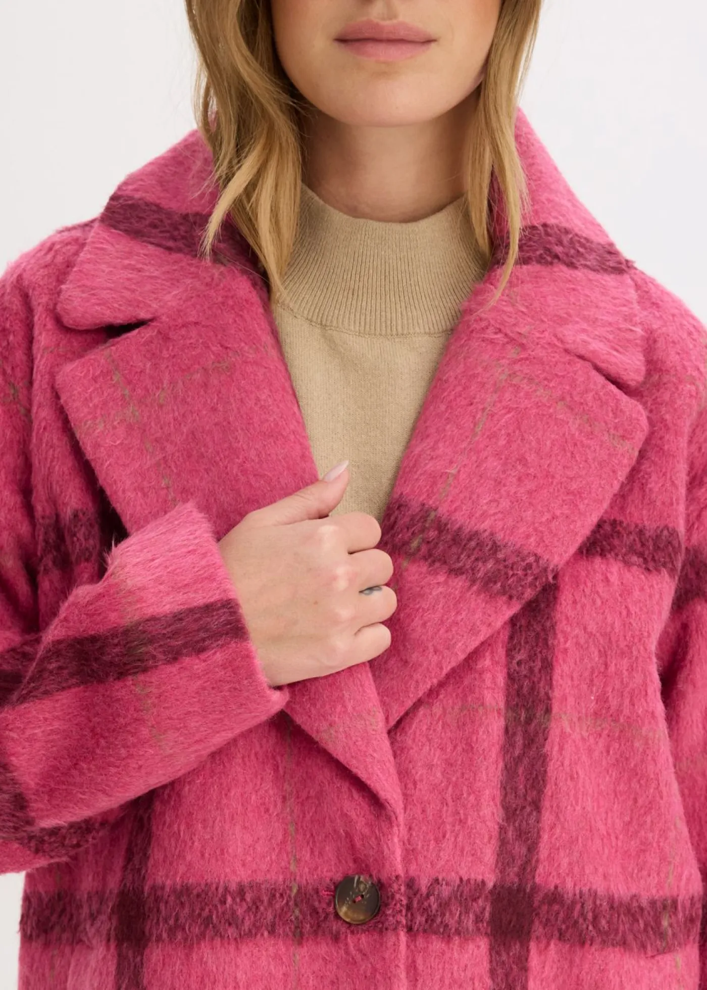 bonprix bonprix Abrigo holgado con aspecto de lana rosa caliente-burdeos a cuadros Sale