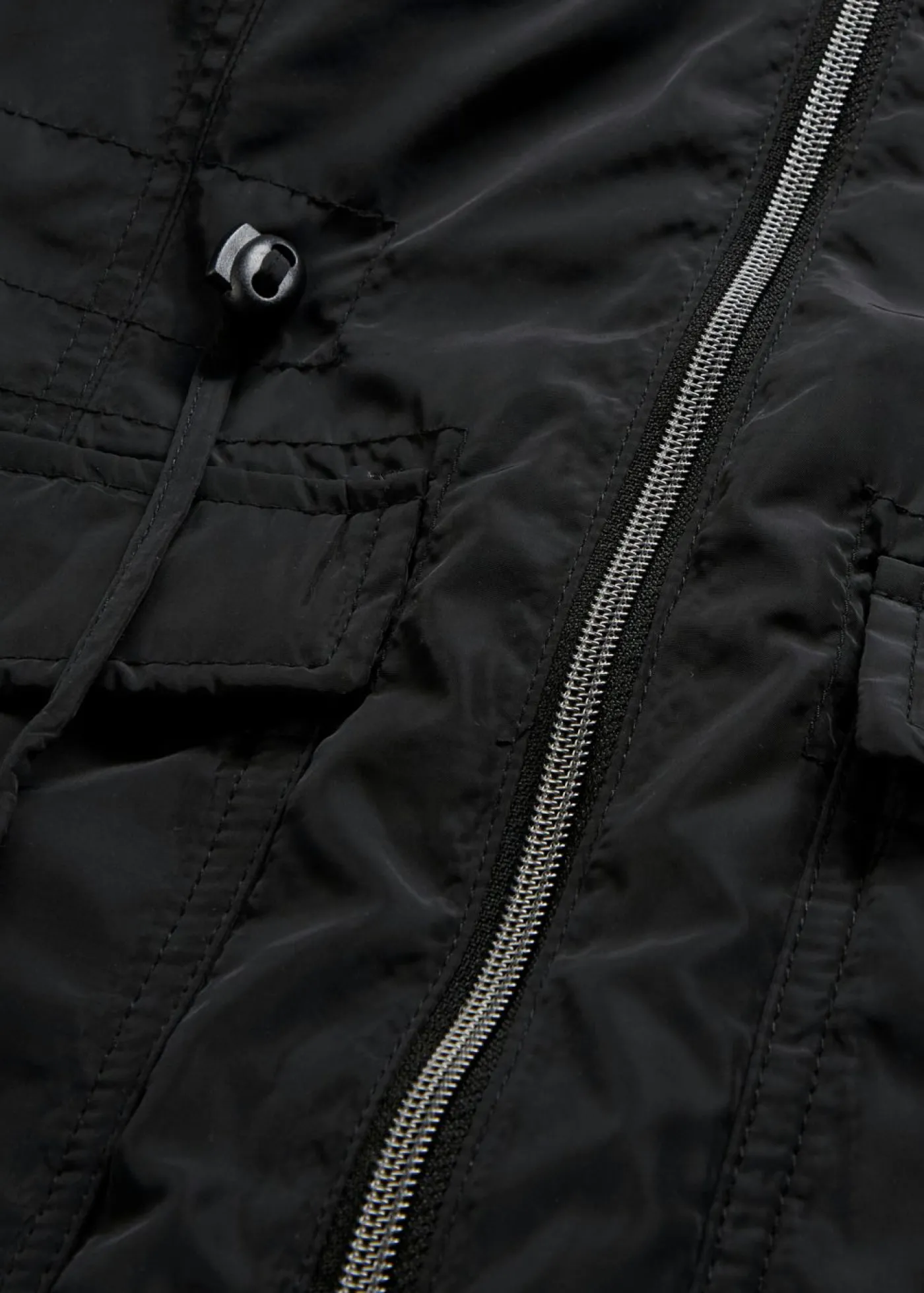 bonprix bonprix Abrigo ligeramente acolchado con cordón Negro Best