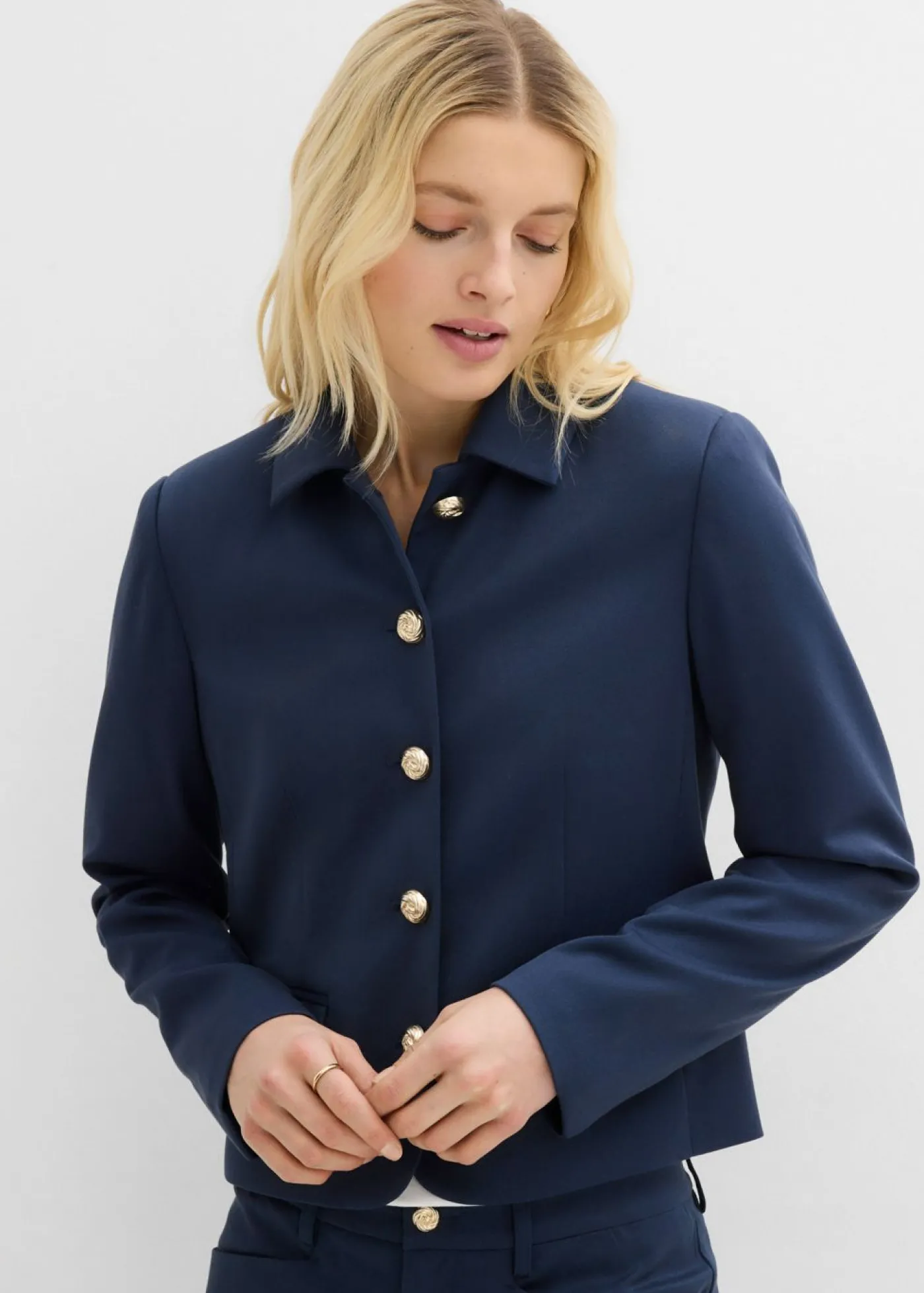 bonprix bonprix Americana corta Azul marino Hot