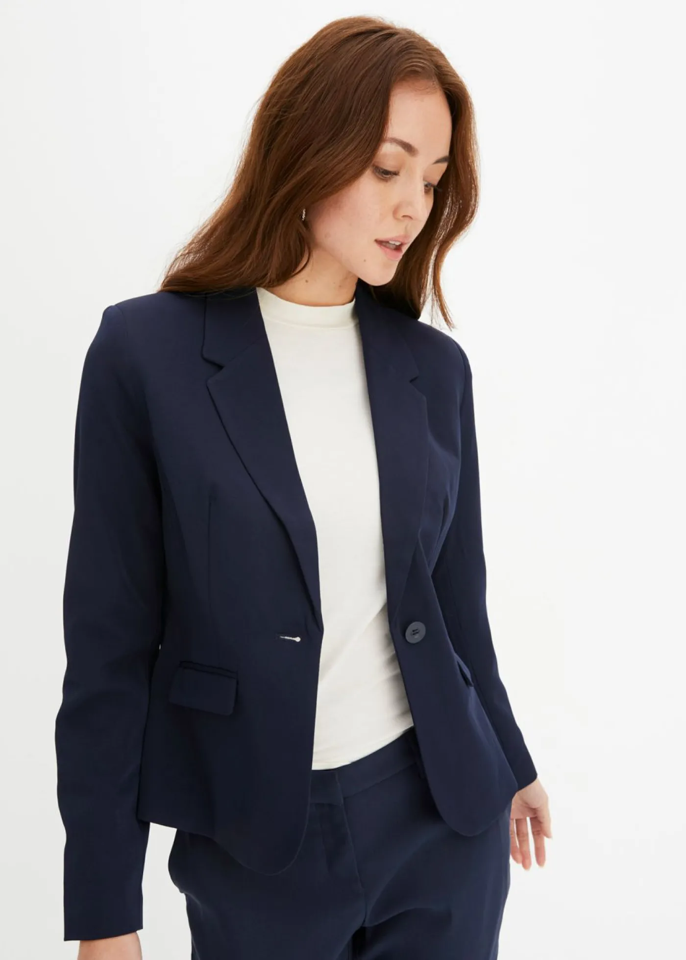 bonprix bonprix Americana corta con bolsillos Azul marino Online