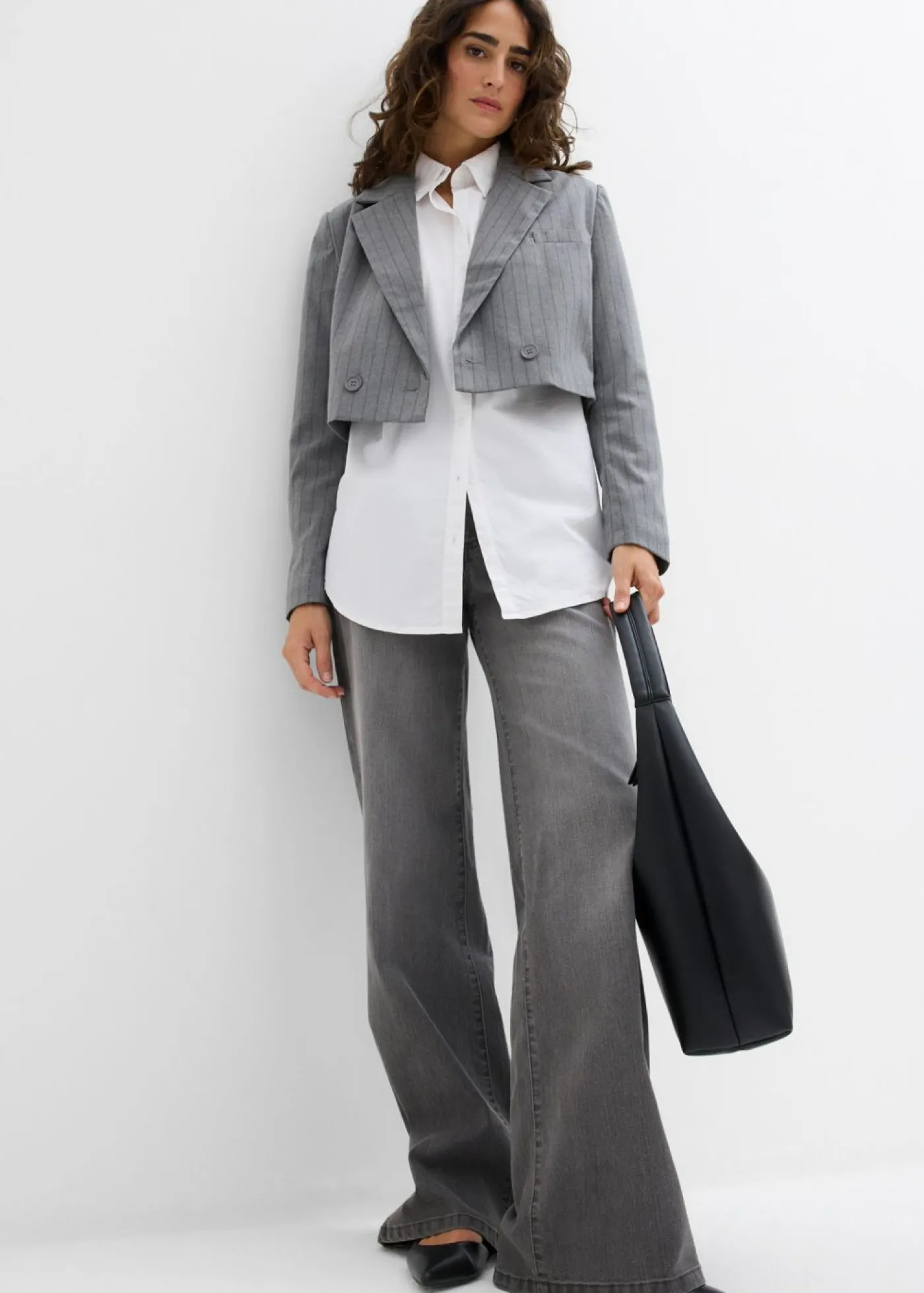 bonprix bonprix Americana corta con cuello de solapa gris ahumado-pizarra con rayas Online