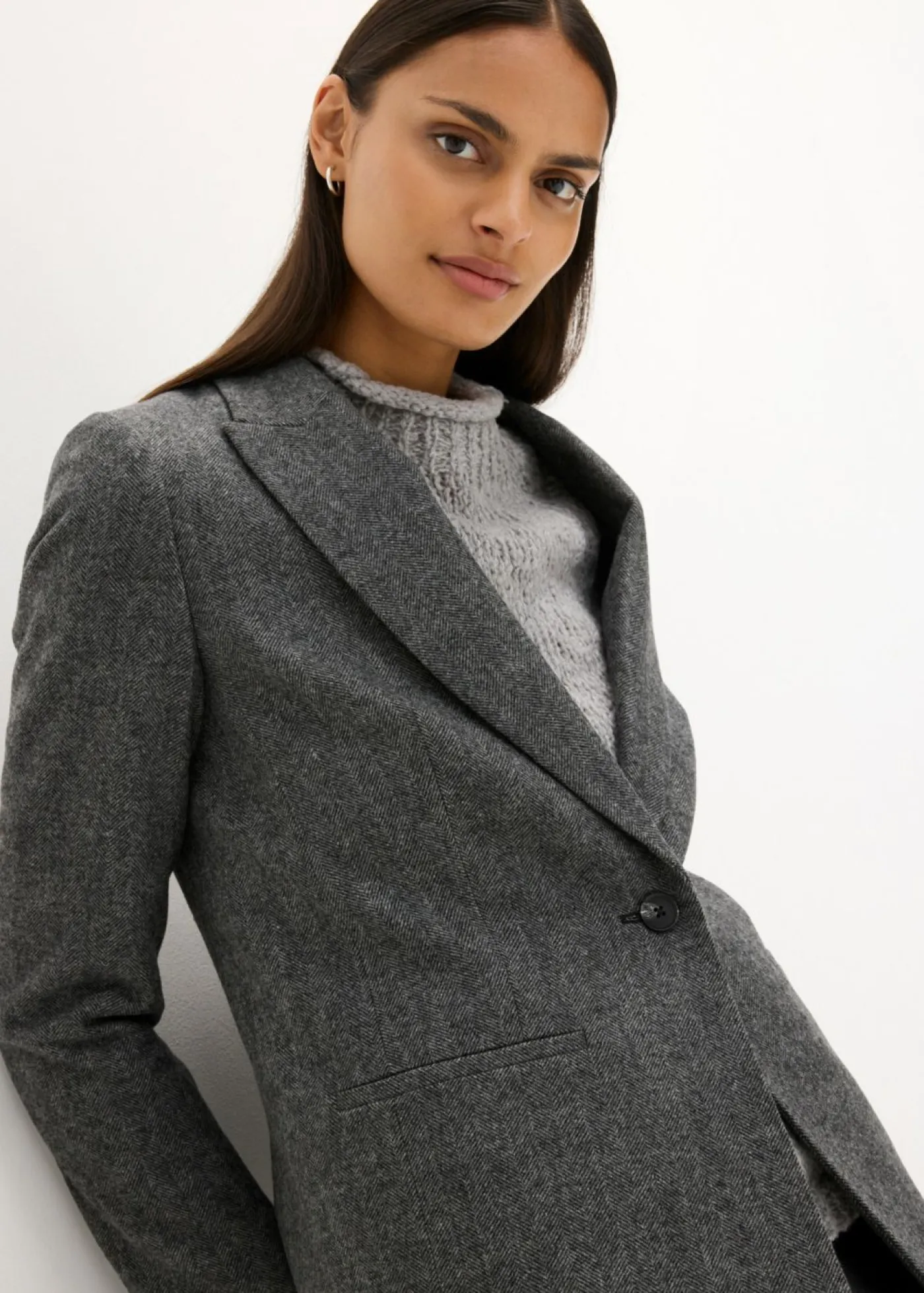 bonprix bonprix Americana de lana con patrón en espiga gris/negro moteado Hot