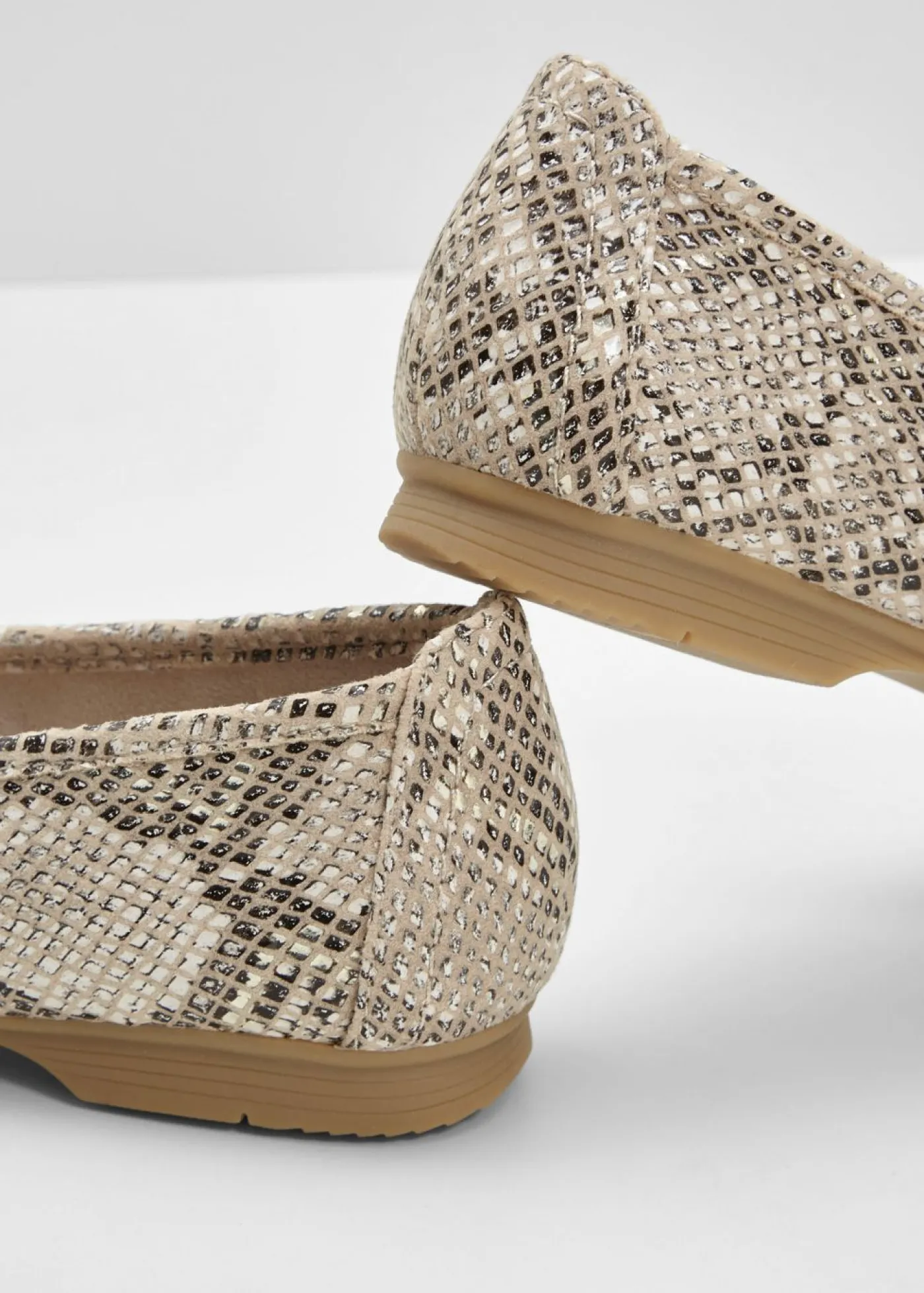bonprix Jana Bailarinas cómodas de Jana en ancho cómodo piel de serpiente beige Outlet