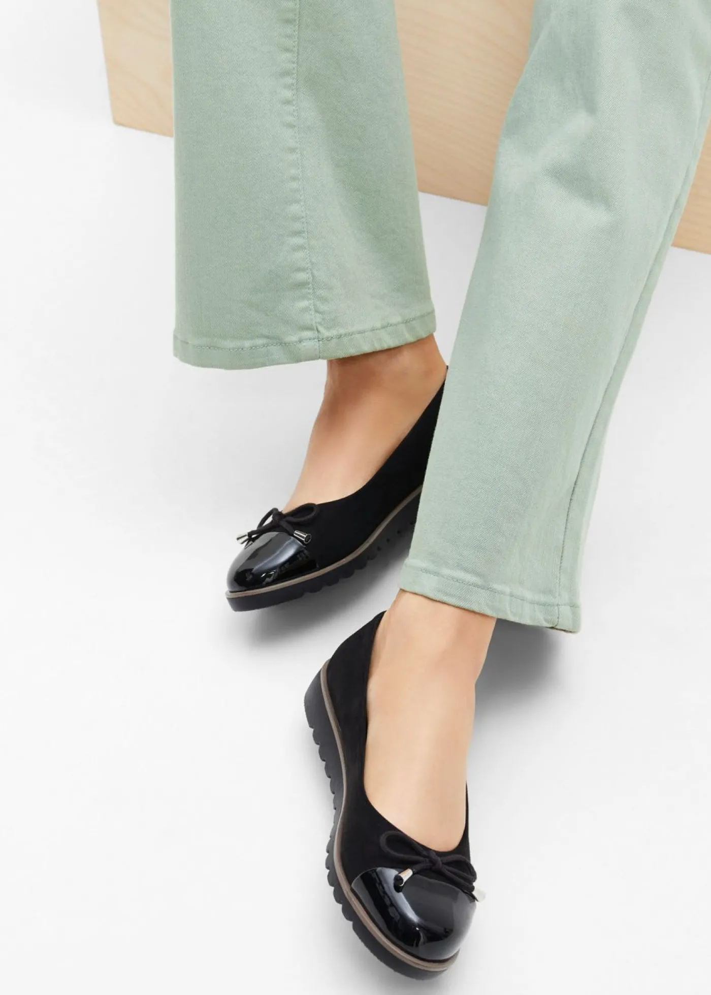 bonprix bonprix Bailarinas con plantilla acolchada Negro Hot