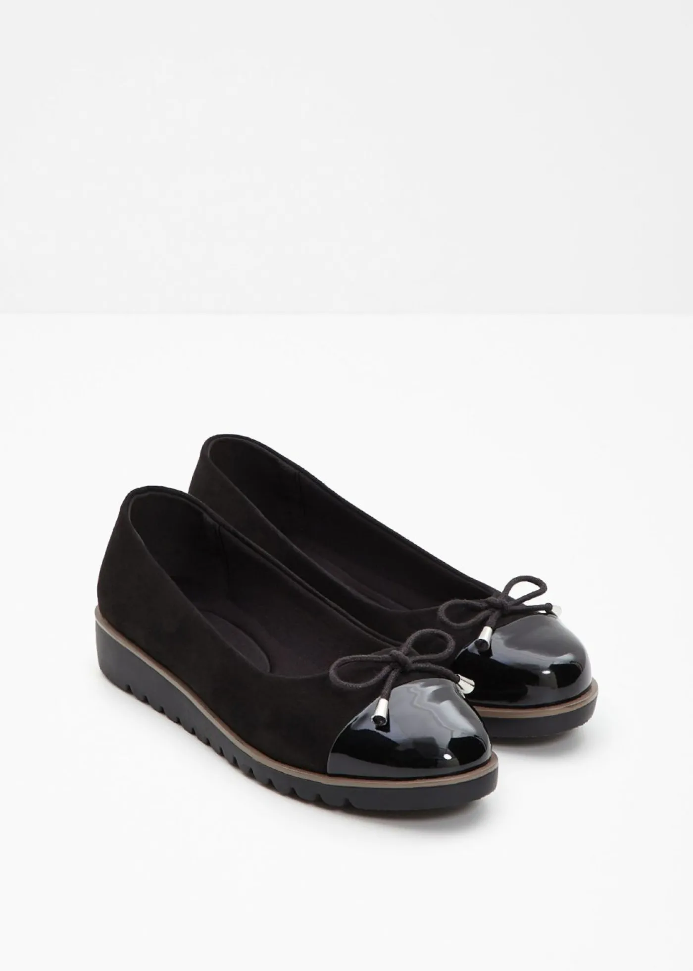 bonprix bonprix Bailarinas con plantilla acolchada Negro Hot
