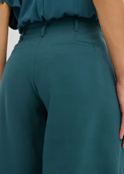 bonprix bonprix Bermudas anchas con pinzas verde pimiento Discount