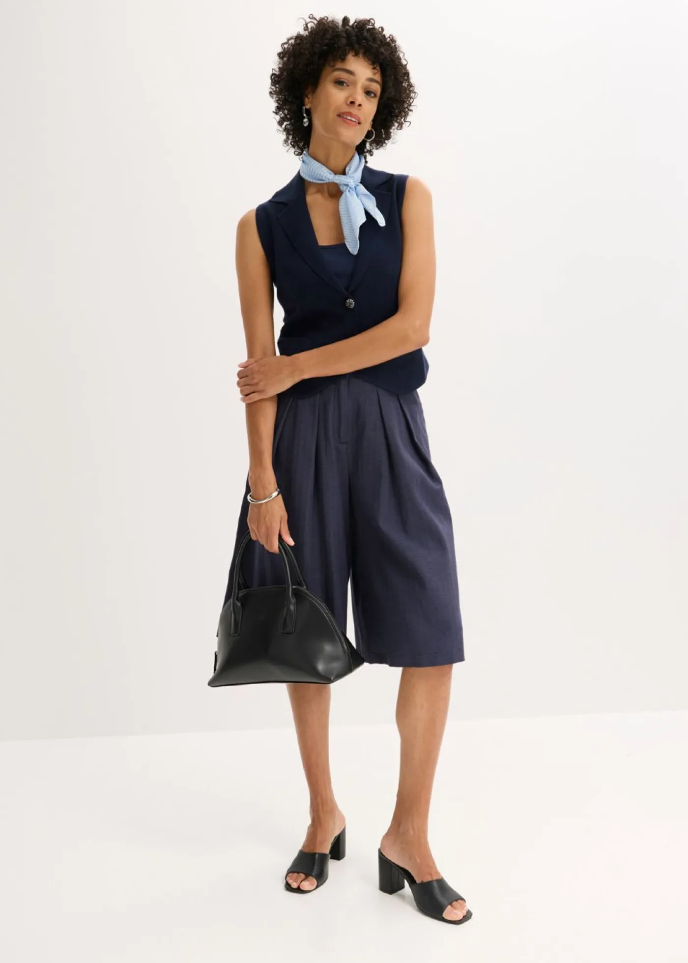 bonprix bonprix Bermudas con pinzas negro-índigo moteado New