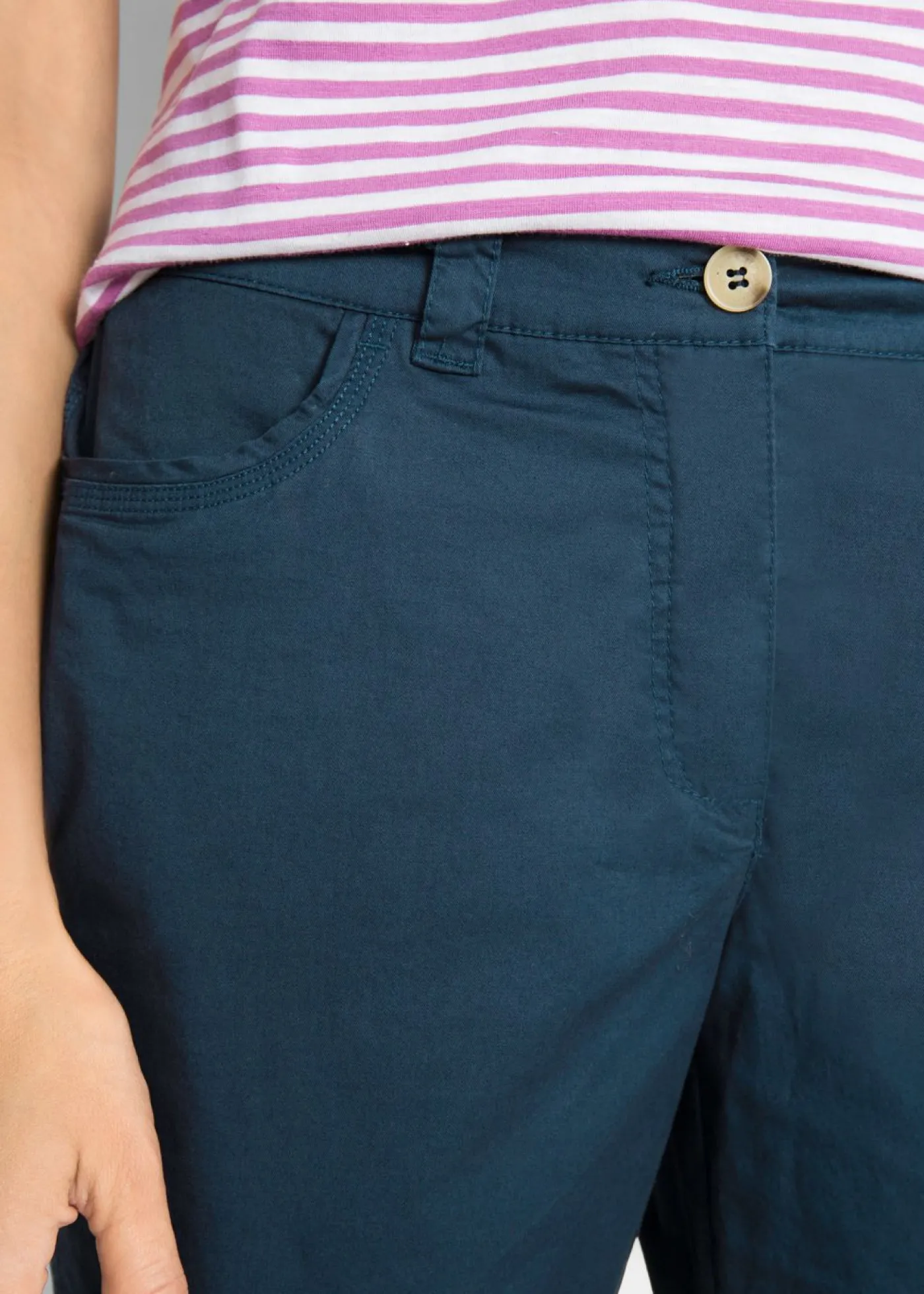 bonprix bonprix Bermudas de algodón con cinturilla cómoda Azul marino