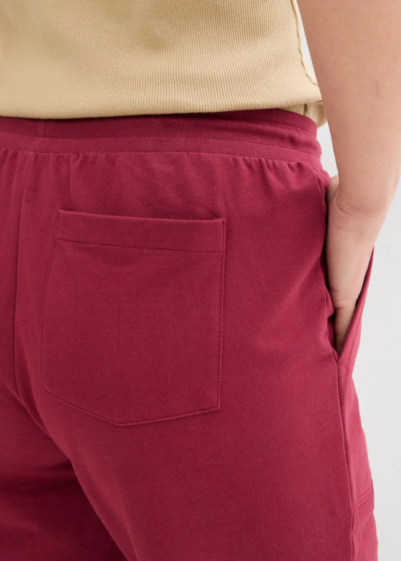 bonprix bonprix Bermudas de chándal de algodón puro Rojo azalea New