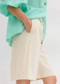 bonprix bonprix Bermudas de mezcla de viscosa fluida Crudo Hot