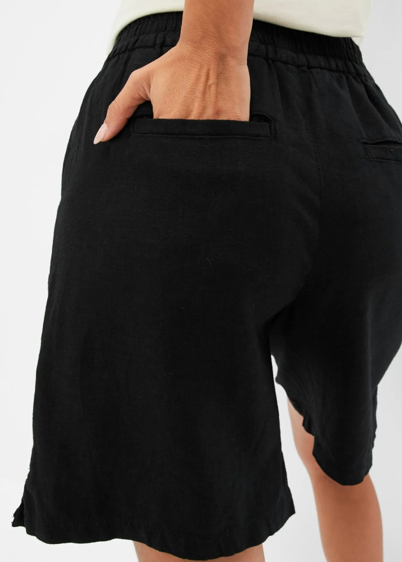 bonprix bonprix Bermudas sin cierre de mezcla de lino vaporoso Negro