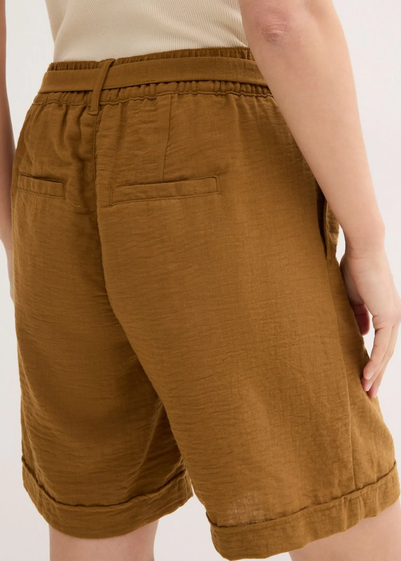 bonprix bonprix Bermudas tipo paperbag Marrón coñac Discount