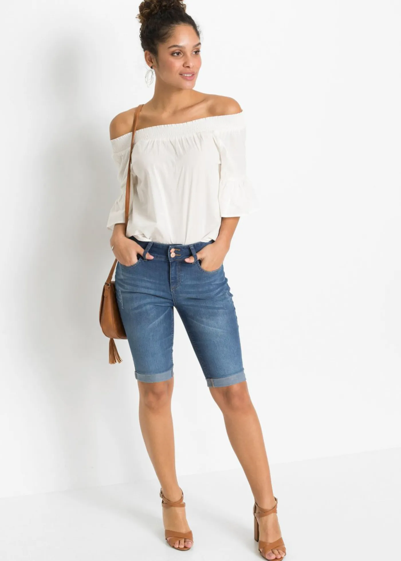 bonprix bonprix Bermudas vaqueras de talle medio Azul piedra New