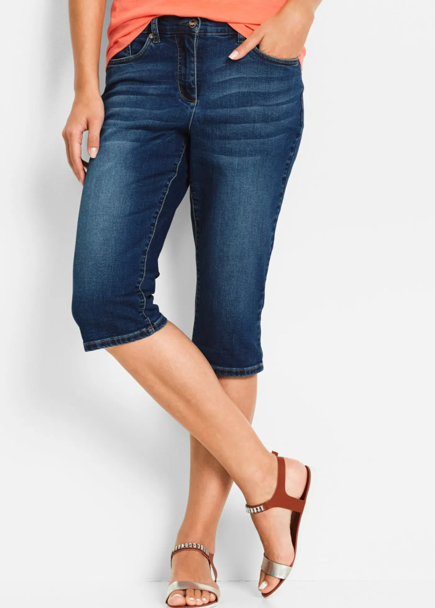 bonprix bonprix Bermudas vaqueras, mid waist, con cintura cómoda denim intenso Clearance
