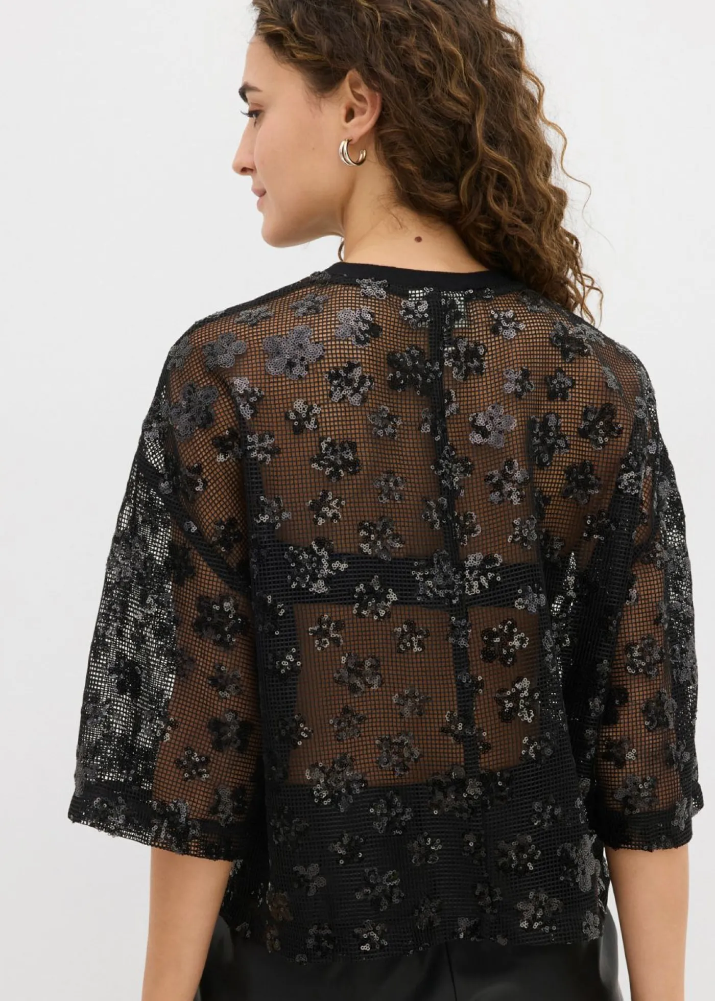bonprix bonprix Blusa ancha con lentejuelas de calidad Negro Discount