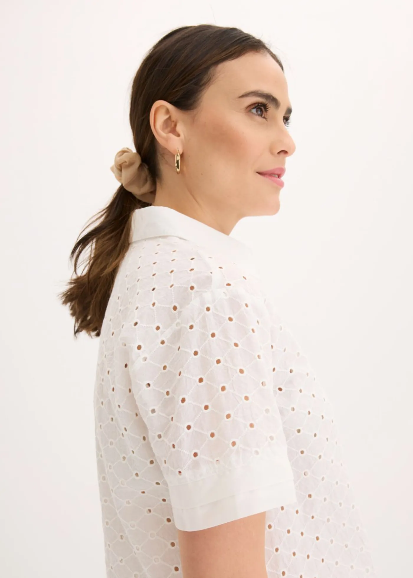 bonprix bonprix Blusa con bordado calado Blanco lana Discount
