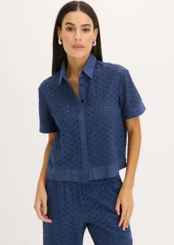 bonprix bonprix Blusa con bordado calado Azul marino Hot