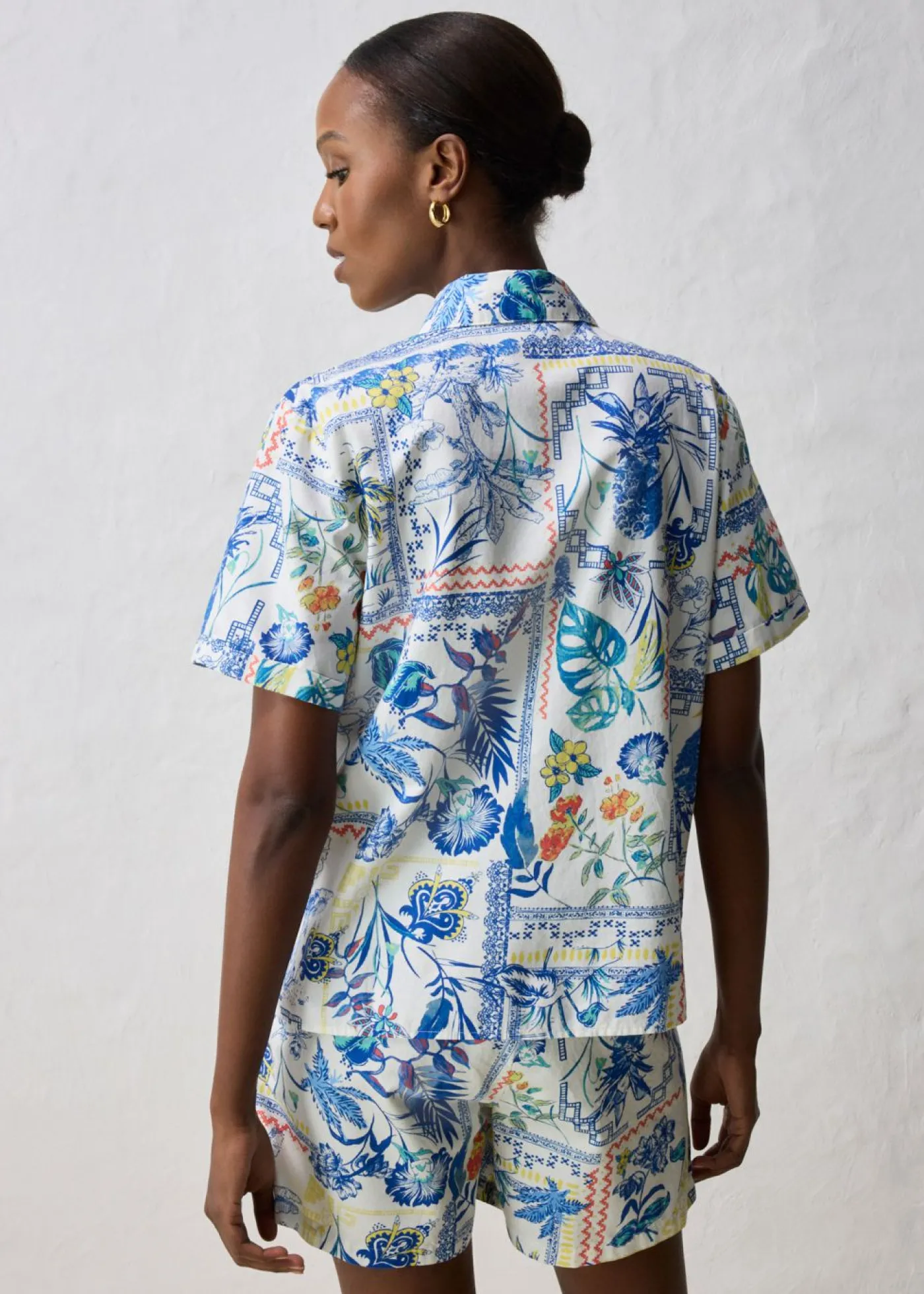 bonprix bonprix Blusa con contenido de seda Azul ártico Sale