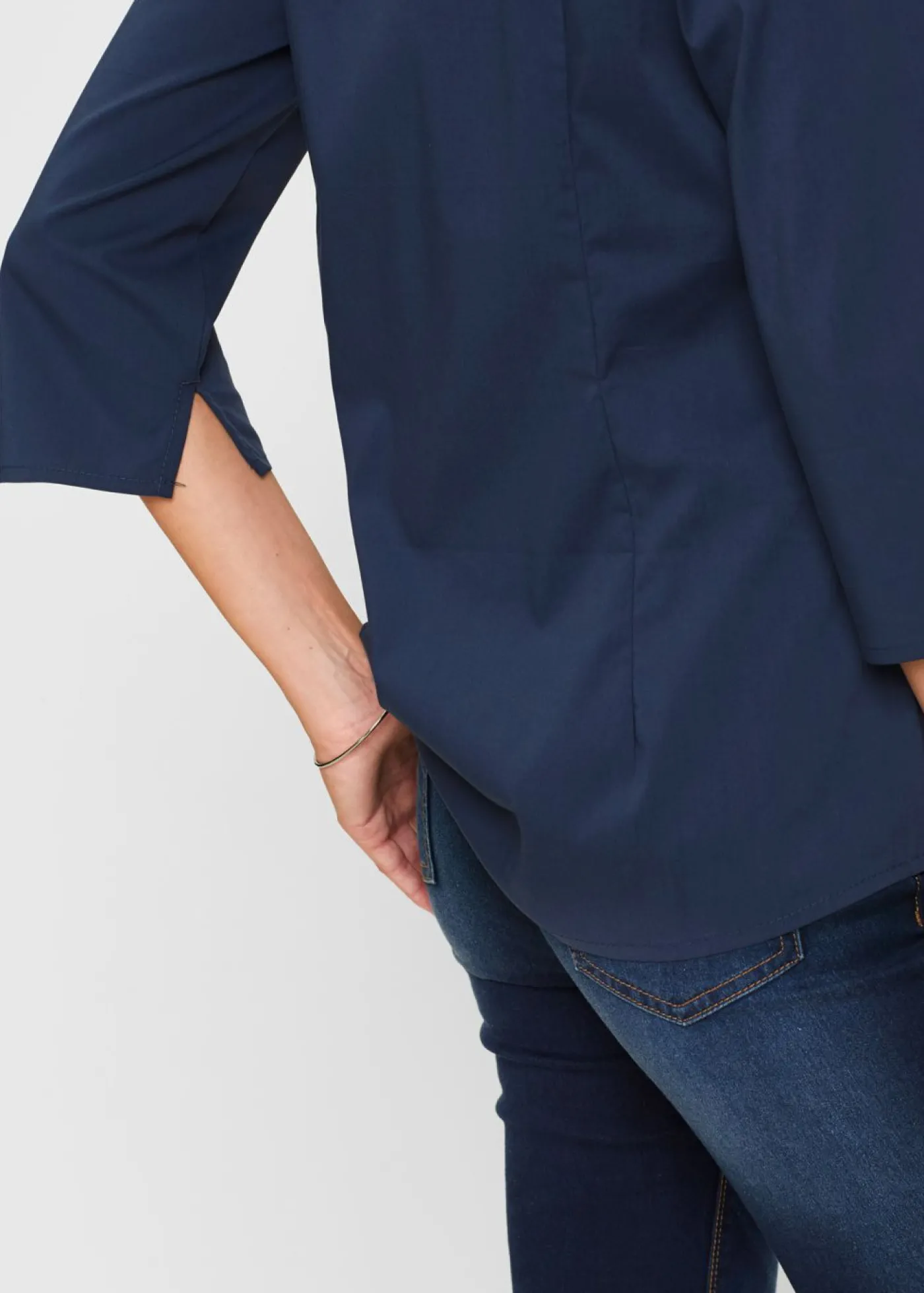 bonprix bonprix Blusa con cuello chimenea Azul oscuro Clearance
