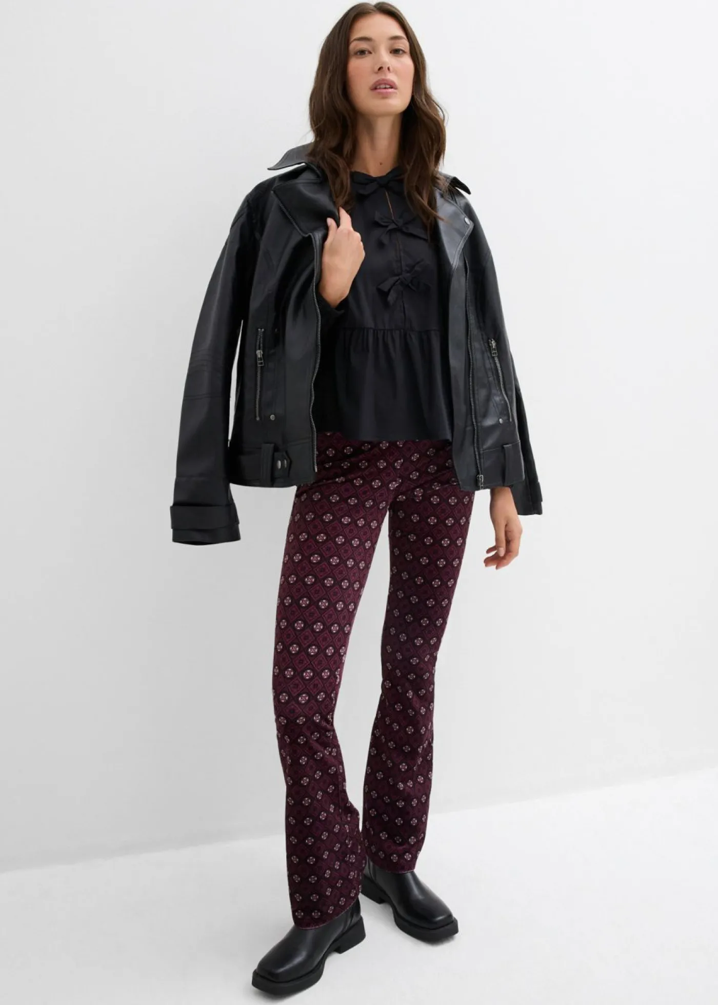 bonprix bonprix Blusa con detalles de lazo Negro Outlet