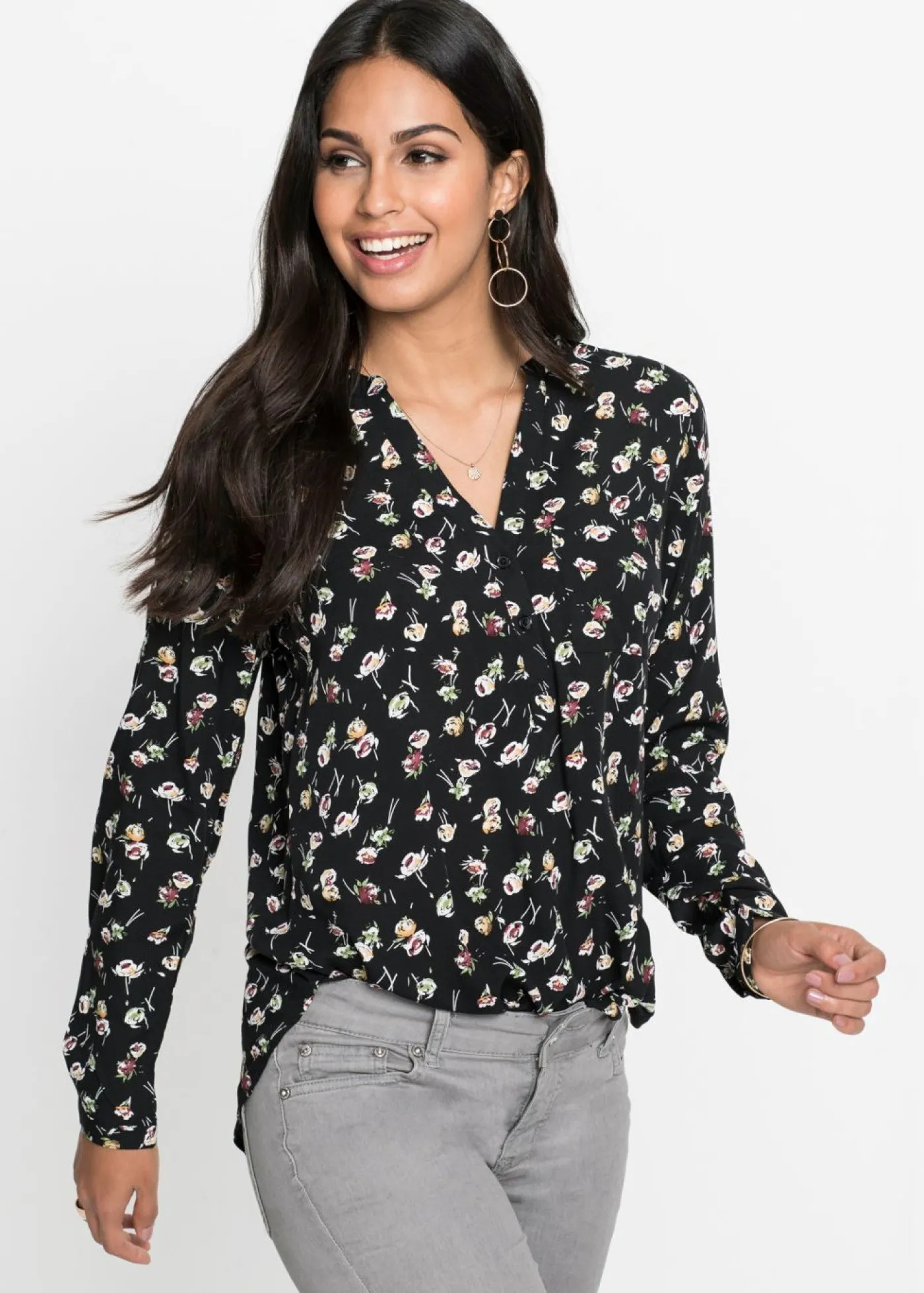 bonprix bonprix Blusa con escote en V Negro de flores Hot