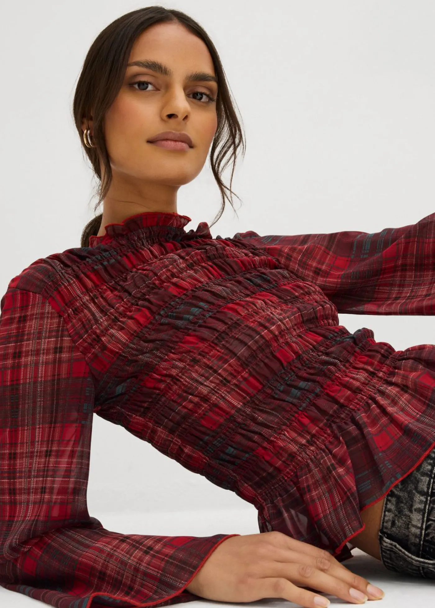 bonprix bonprix Blusa con inserto de nido de abeja rojo a cuadros Hot