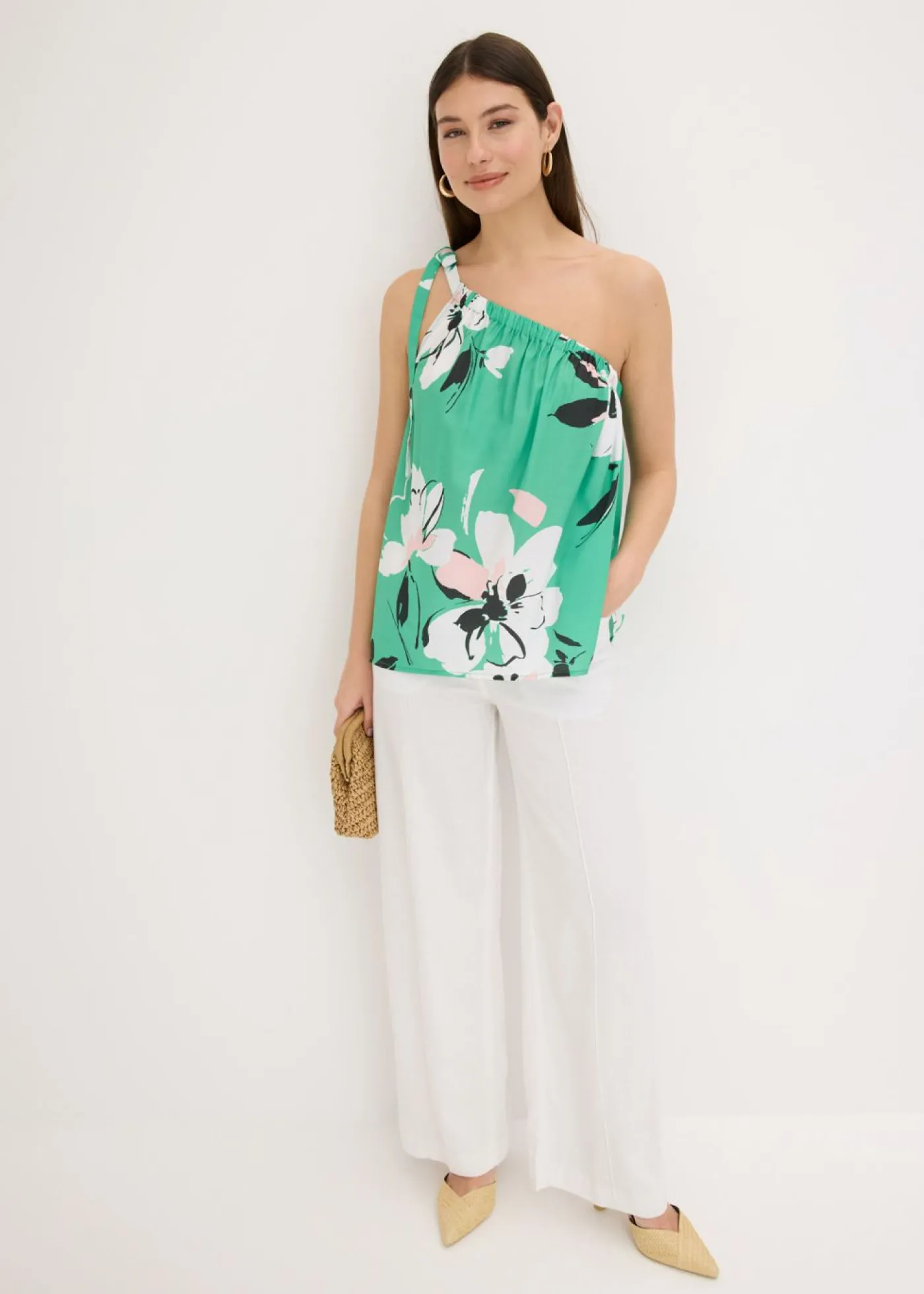 bonprix bonprix Blusa con un hombro al descubierto verde con flores New