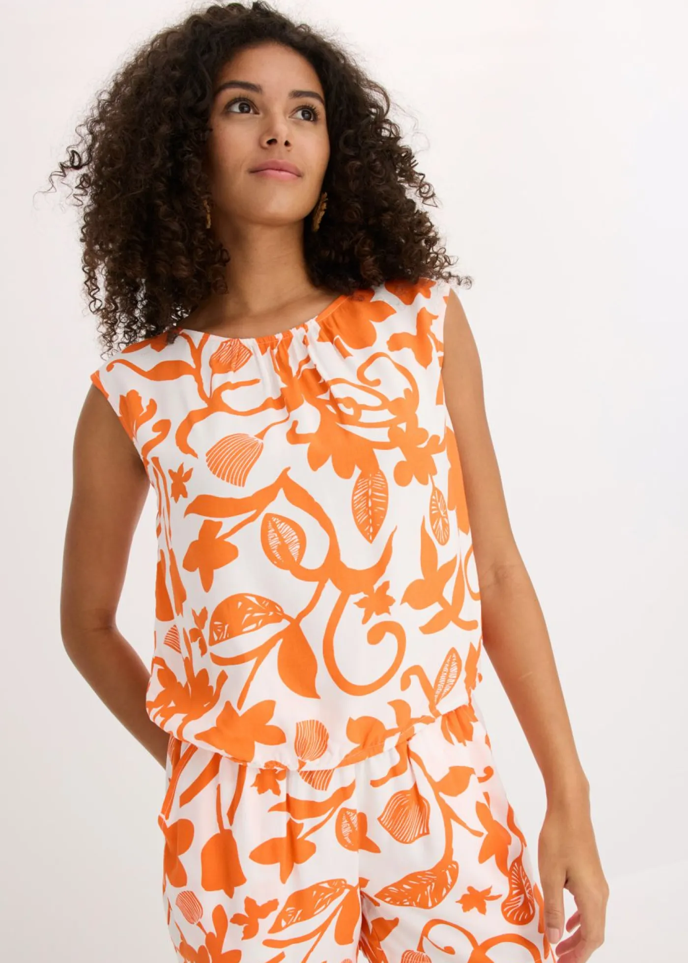 bonprix bonprix Blusa corta de viscosa fluida blanco lana-mango New