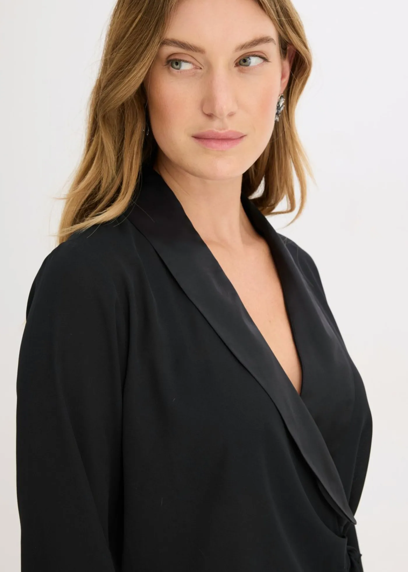 bonprix bonprix Blusa cruzada Negro Outlet
