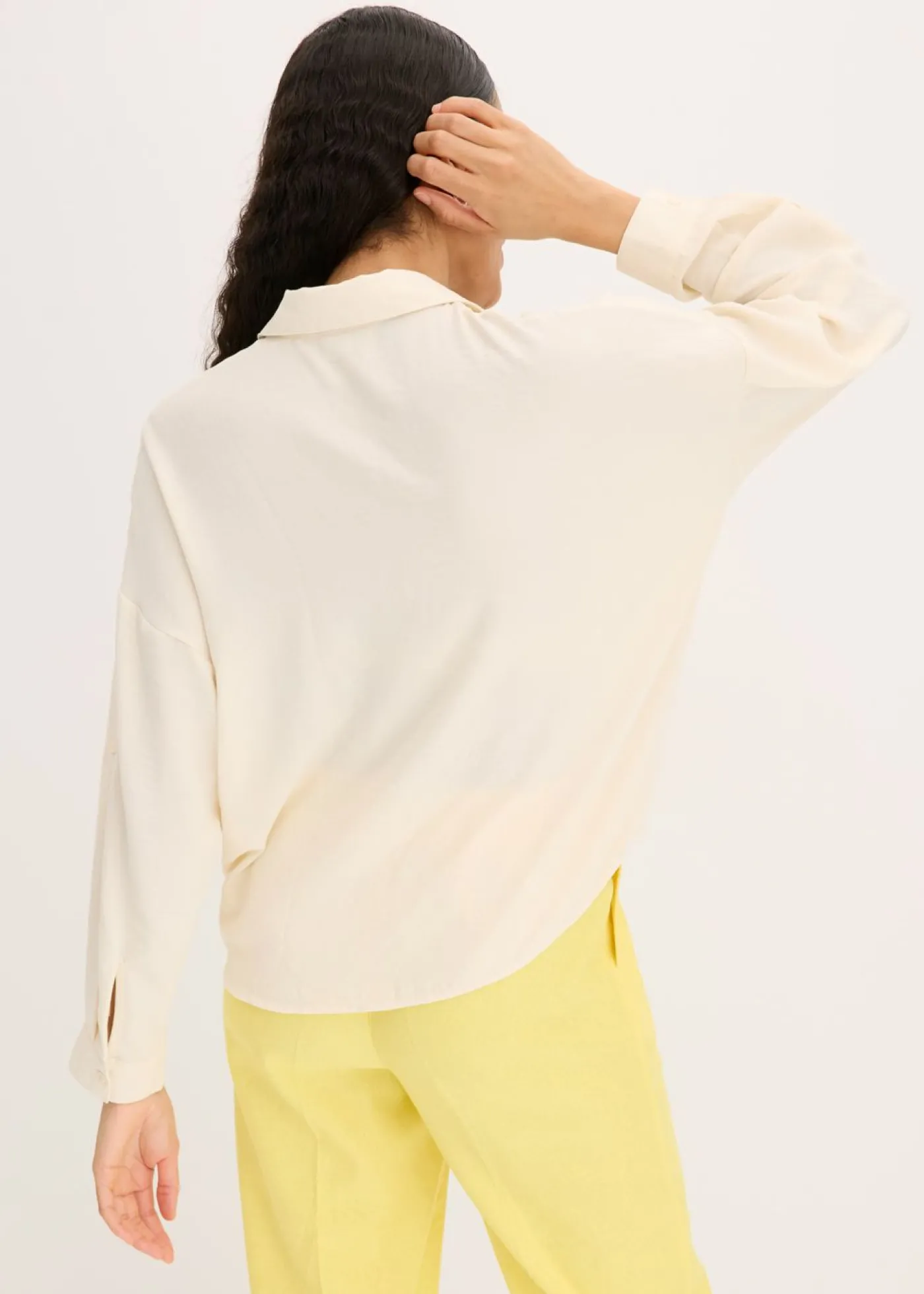 bonprix bonprix Blusa de crepé ligero Beige natural Hot