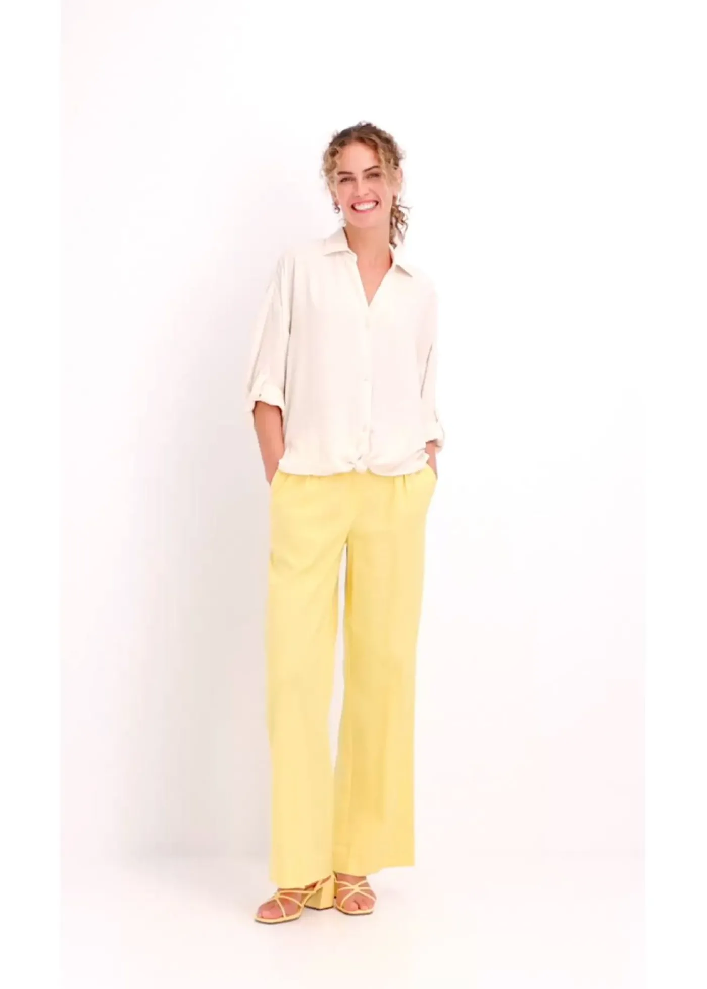 bonprix bonprix Blusa de crepé ligero Beige natural Hot