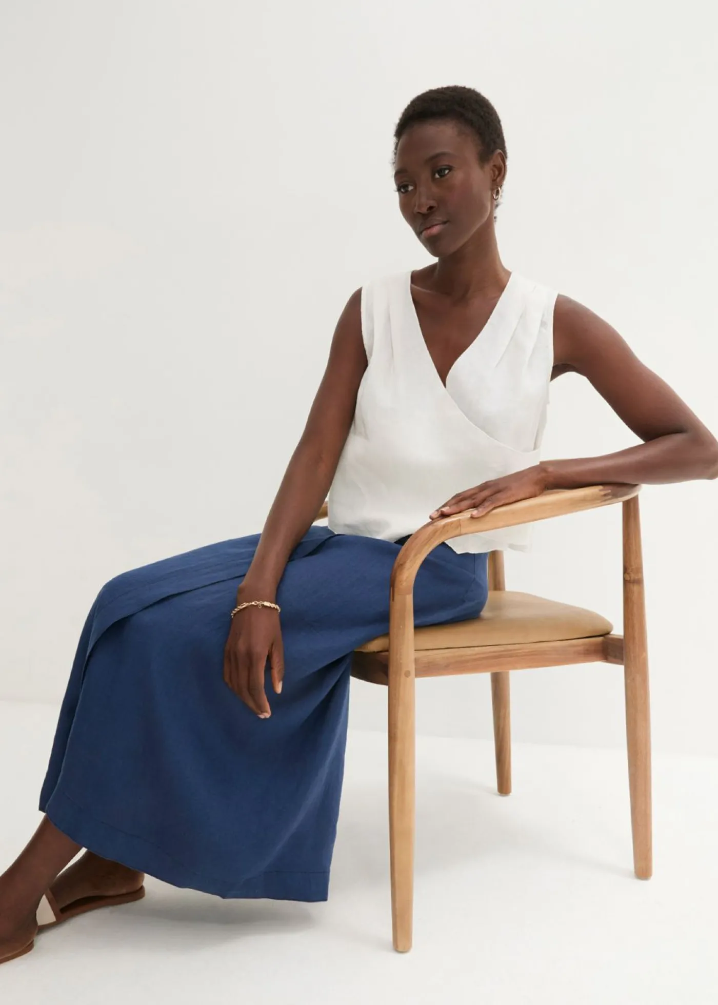 bonprix bonprix Blusa de lino puro con efecto cruzado Blanco lana Online