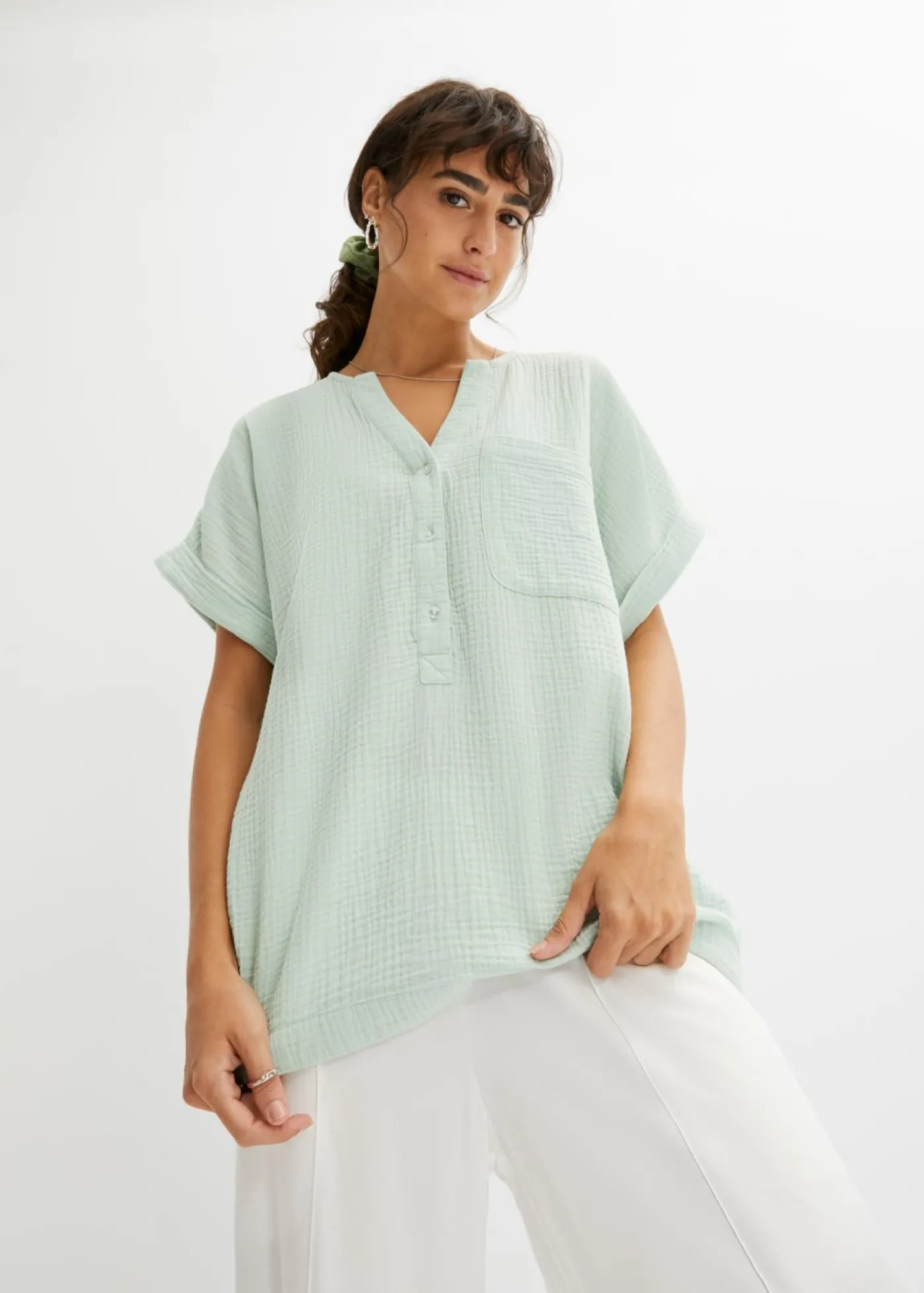 bonprix bonprix Blusa de manga corta de muselina Verde pastel