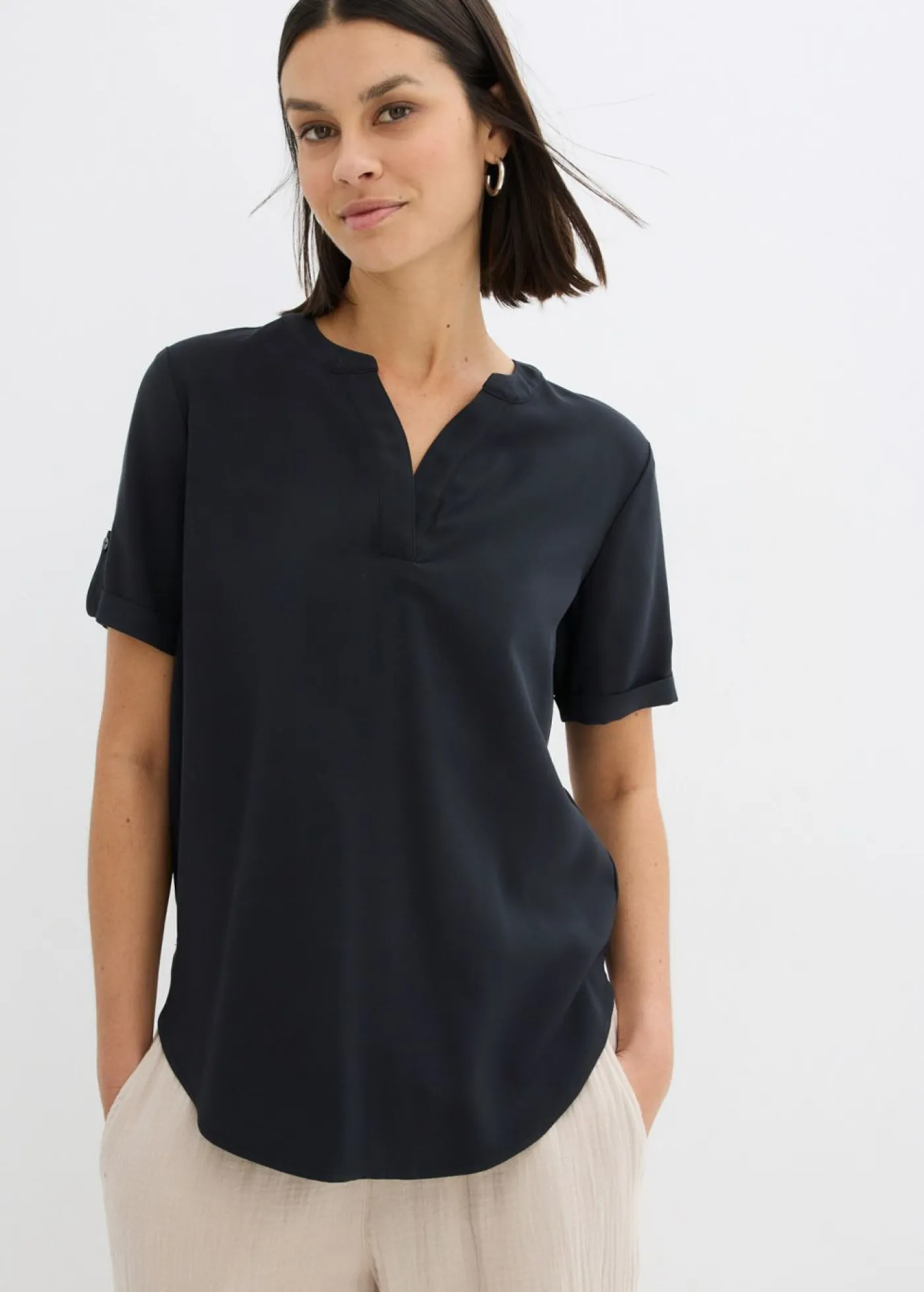 bonprix bonprix Blusa de manga corta de mezcla de viscosa firme Negro Best