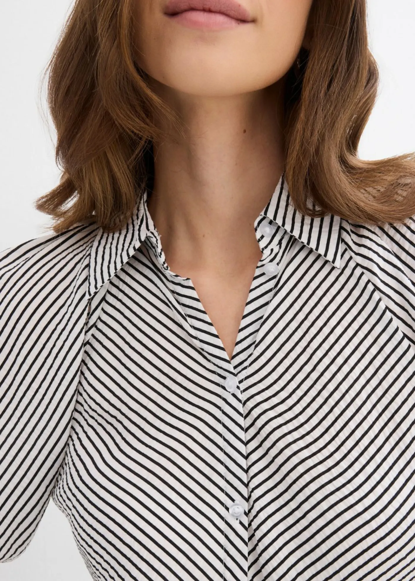 bonprix bonprix Blusa de mezcla de viscosa fluida blanco lana-negro con rayas Discount
