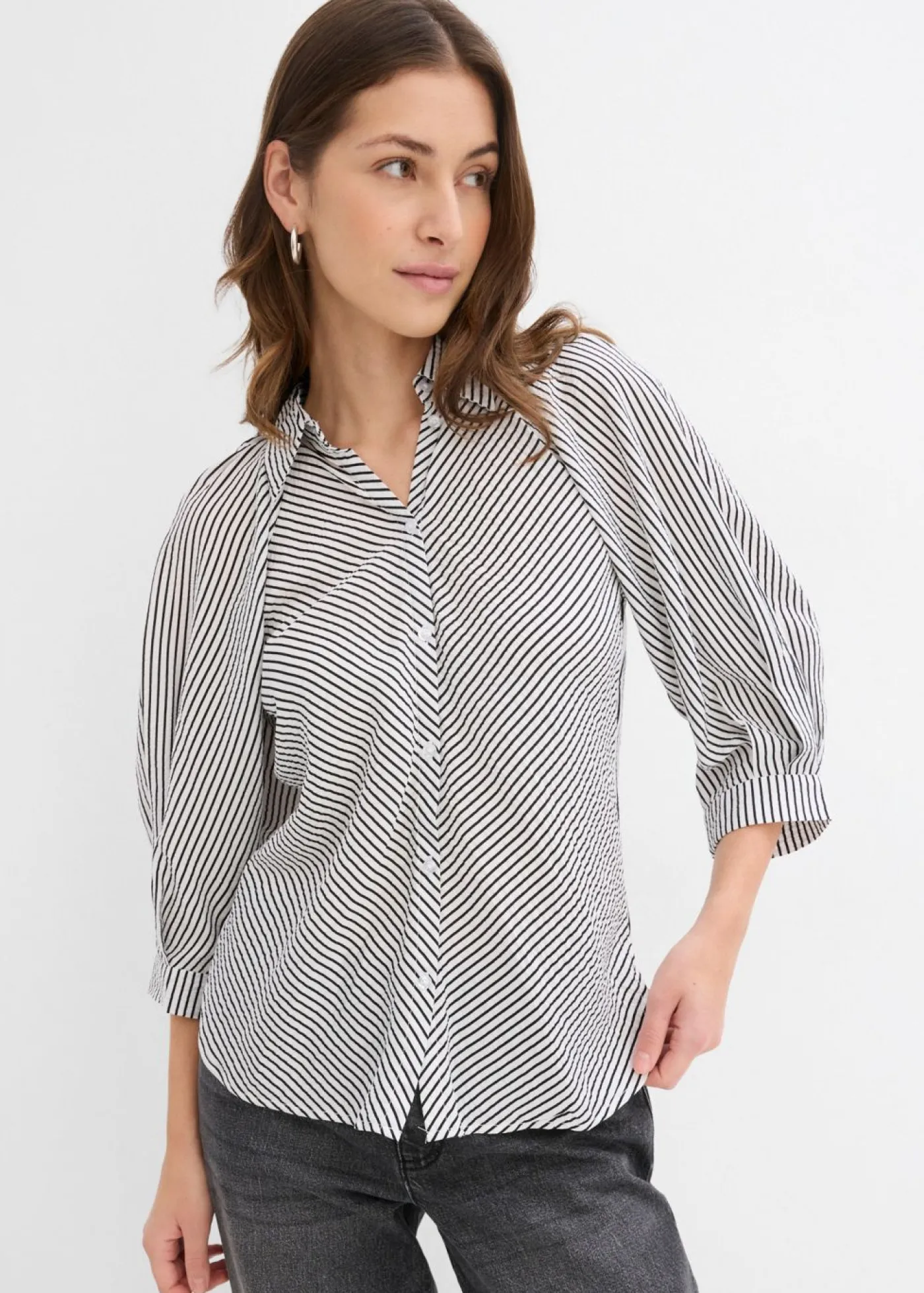 bonprix bonprix Blusa de mezcla de viscosa fluida blanco lana-negro con rayas Discount