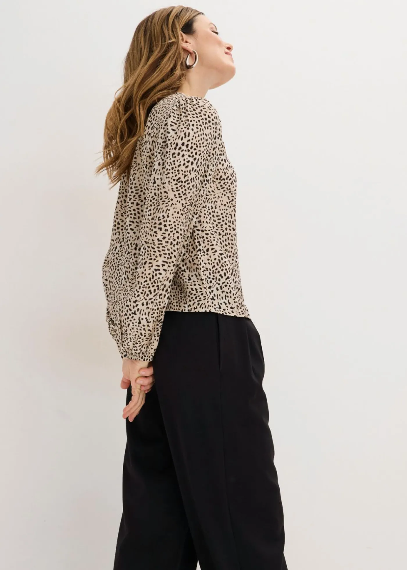 bonprix bonprix Blusa de mezcla de viscosa Blanco lana-negro Clearance