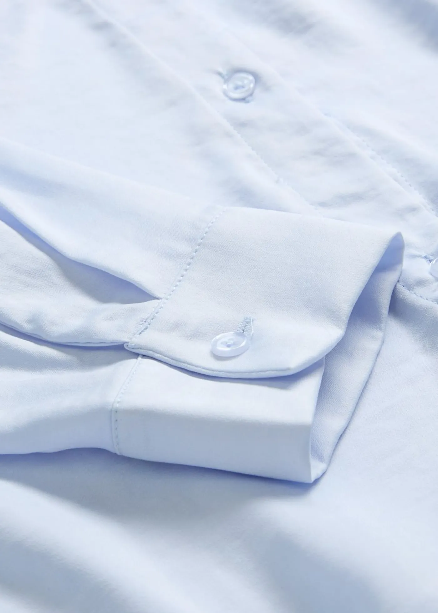 bonprix bonprix Blusa de satén fluido azul celeste Sale