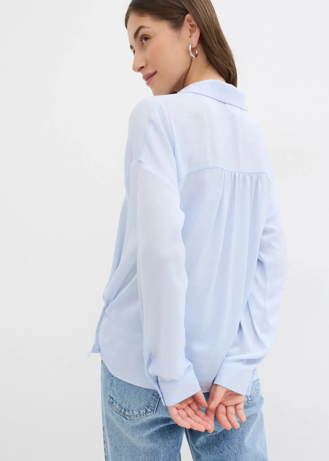 bonprix bonprix Blusa de satén fluido azul celeste Sale