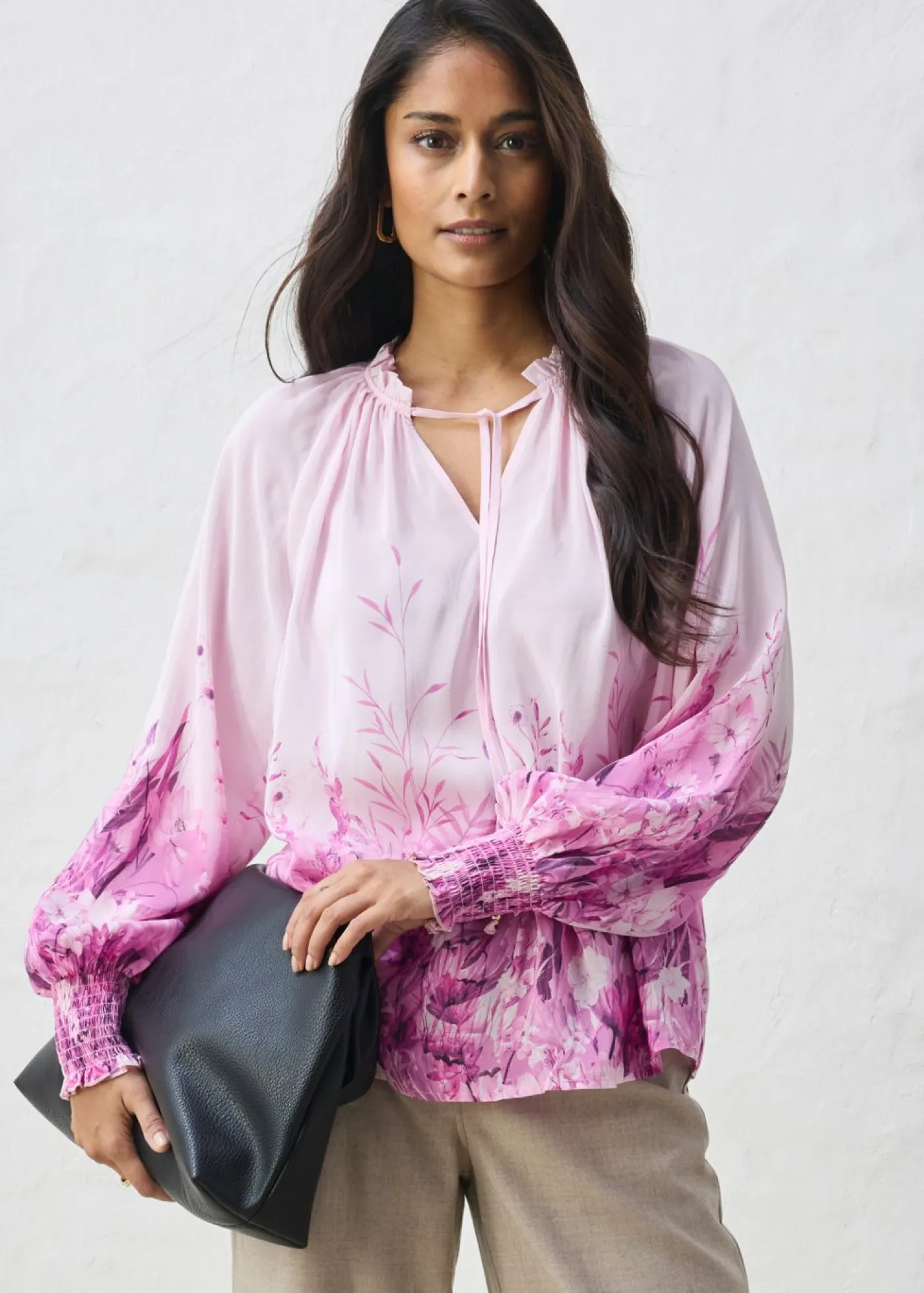 bonprix bonprix Blusa de seda Rosa/orquídea claro de flores