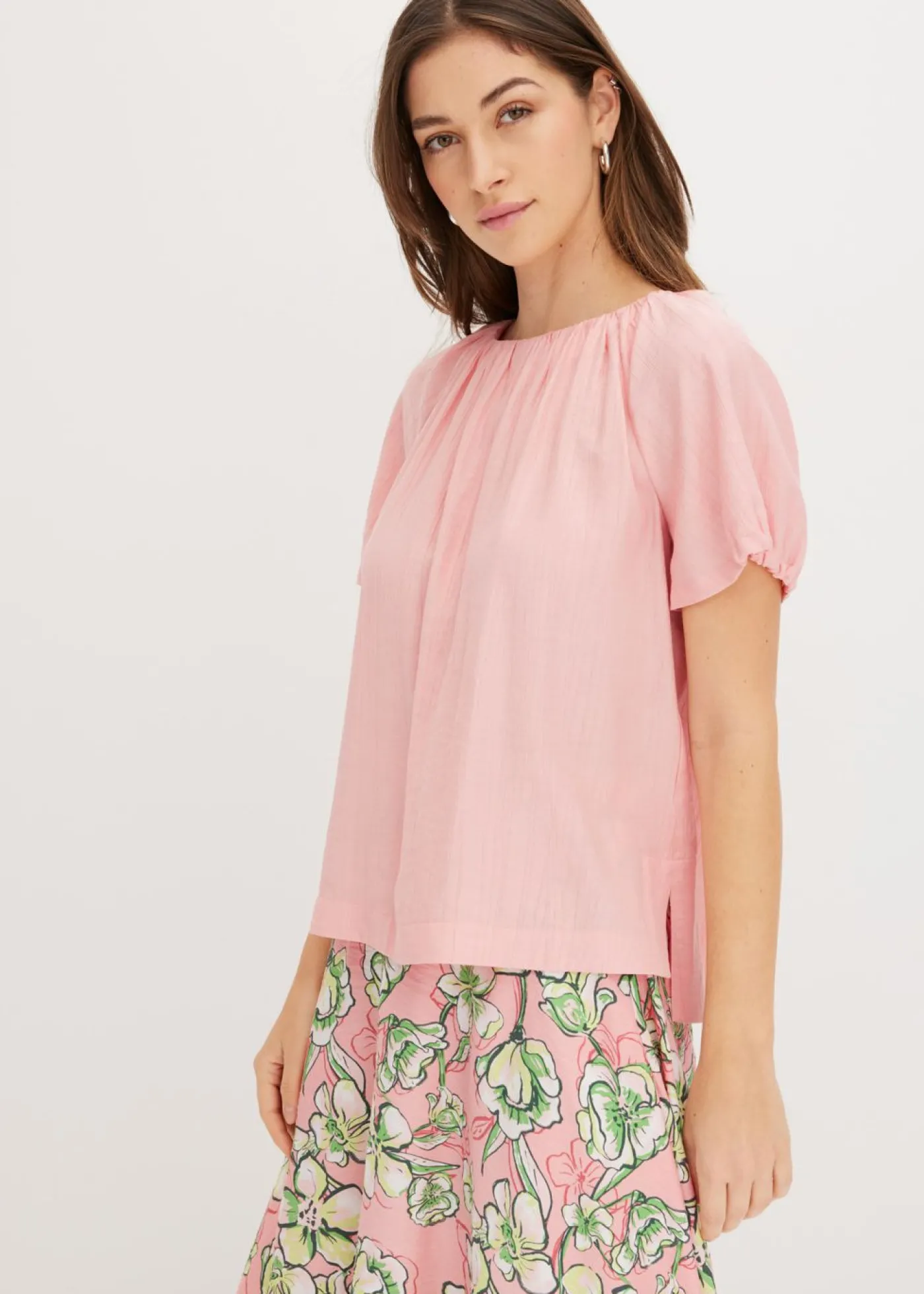 bonprix bonprix Blusa de tejido arrugado estructurado rosa pálido Discount