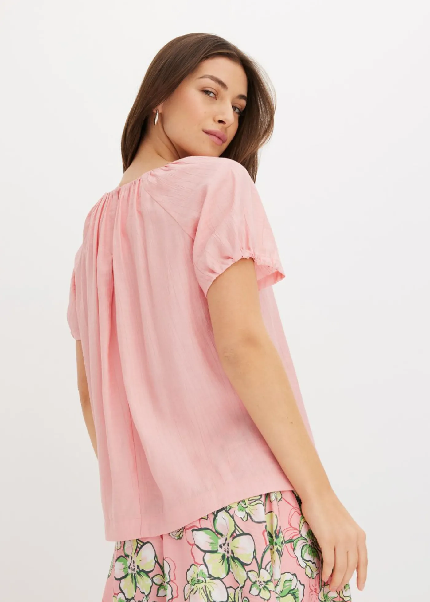 bonprix bonprix Blusa de tejido arrugado estructurado rosa pálido Discount
