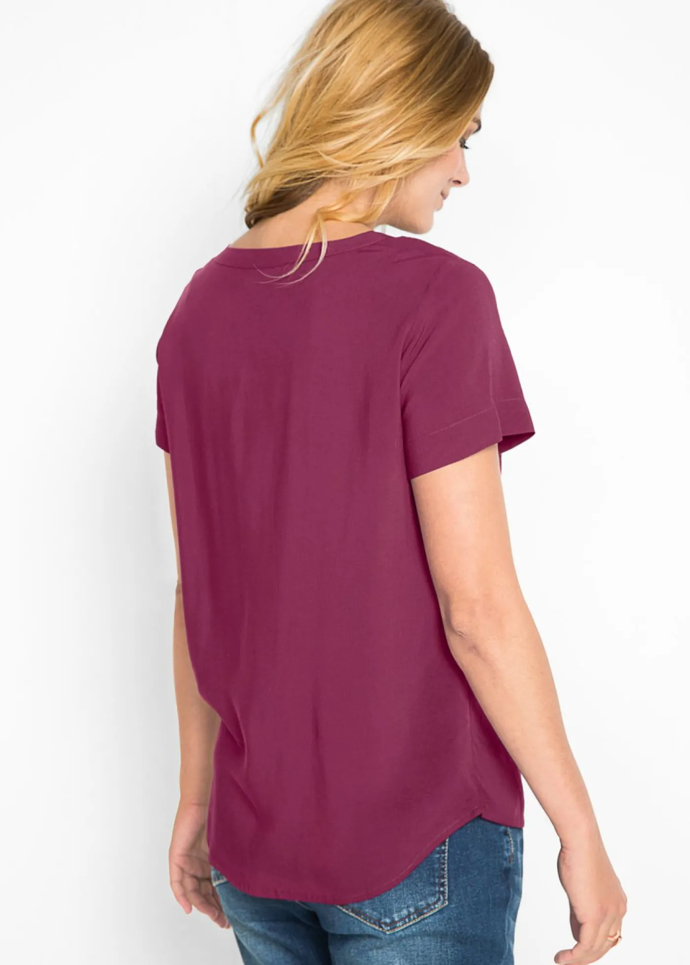 bonprix bonprix Blusa de viscosa con manga corta Granate Hot