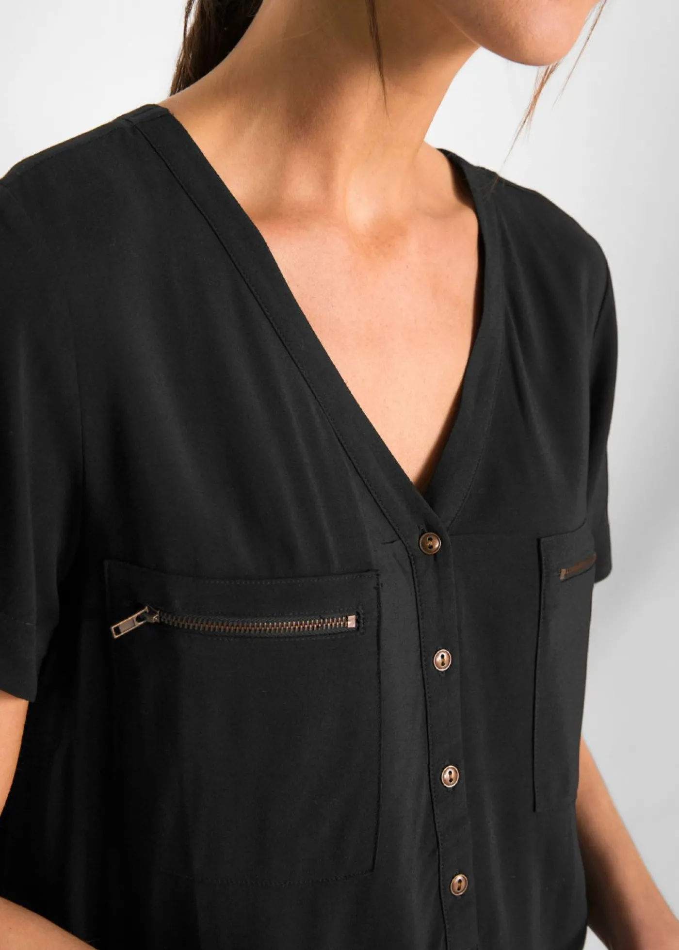 bonprix bonprix Blusa de viscosa con manga corta Negro