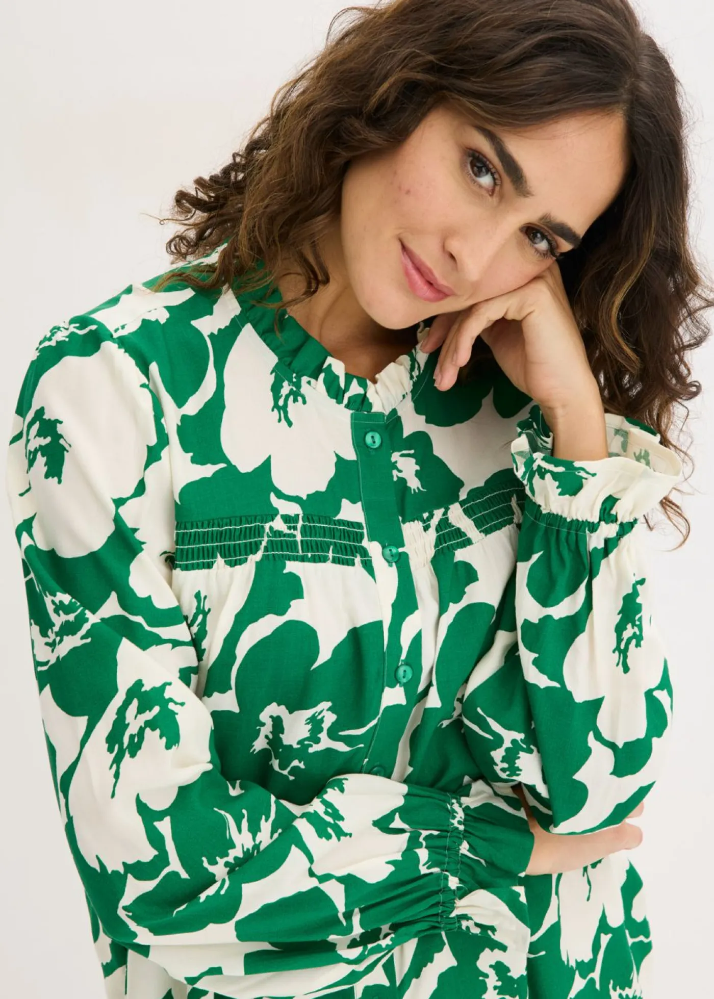 bonprix bonprix Blusa de viscosa fluida Blanco-verde Online