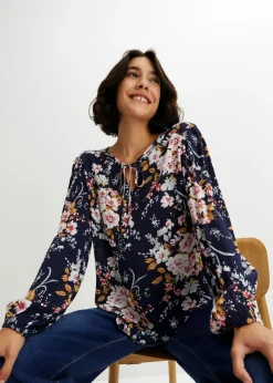 bonprix bonprix Blusa de viscosa pura Azul marino Hot