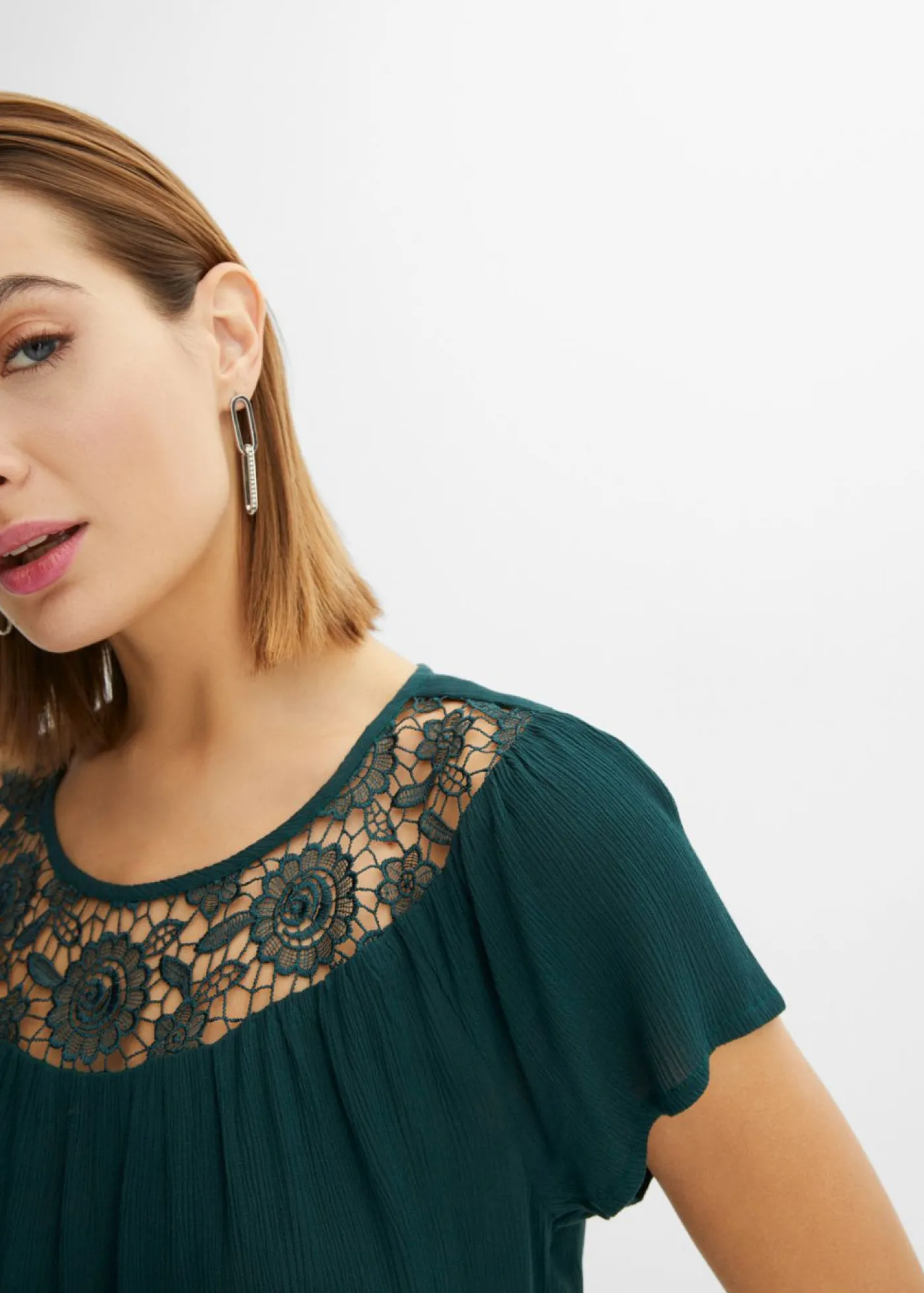 bonprix bonprix Blusa de viscosa pura Verde intenso New