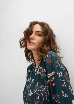 bonprix bonprix Blusa de viscosa sostenible verde intenso con flores